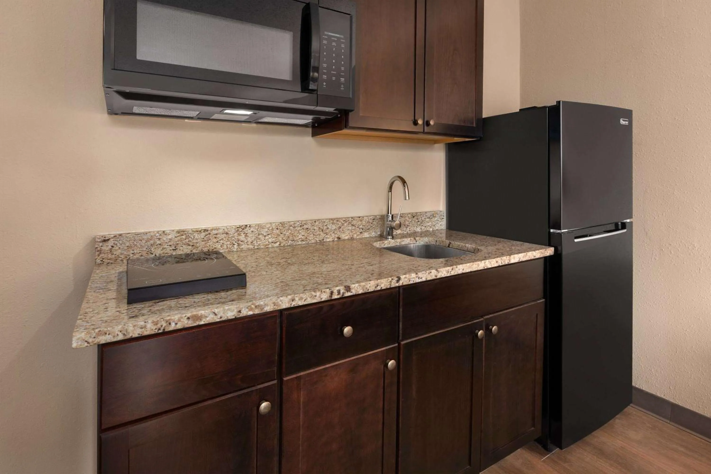 Kitchen or kitchenette in Wingate by Wyndham Troy