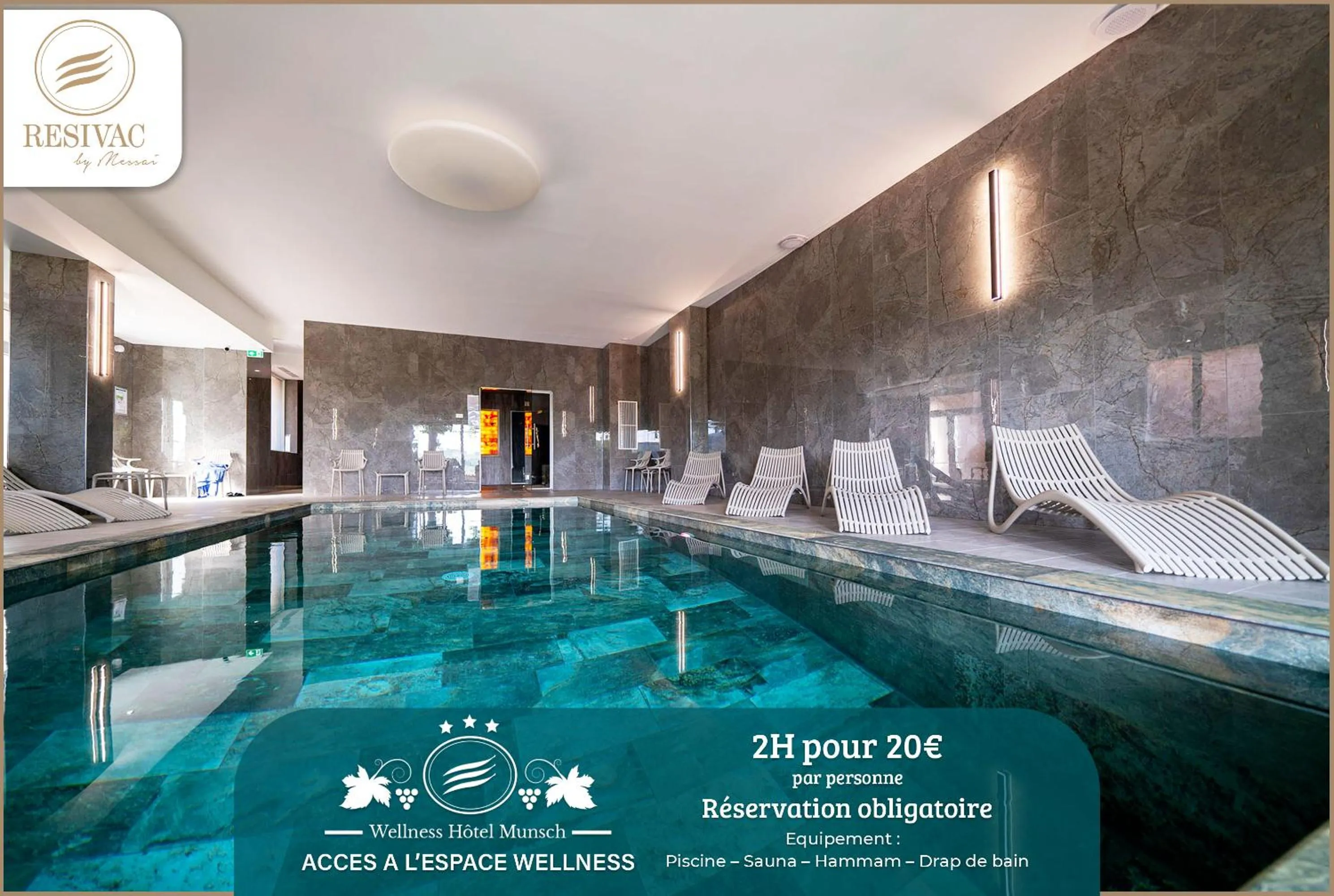 Swimming pool in Hotel Munsch Restaurant & Wellness, Colmar Nord - Haut-Koenigsbourg