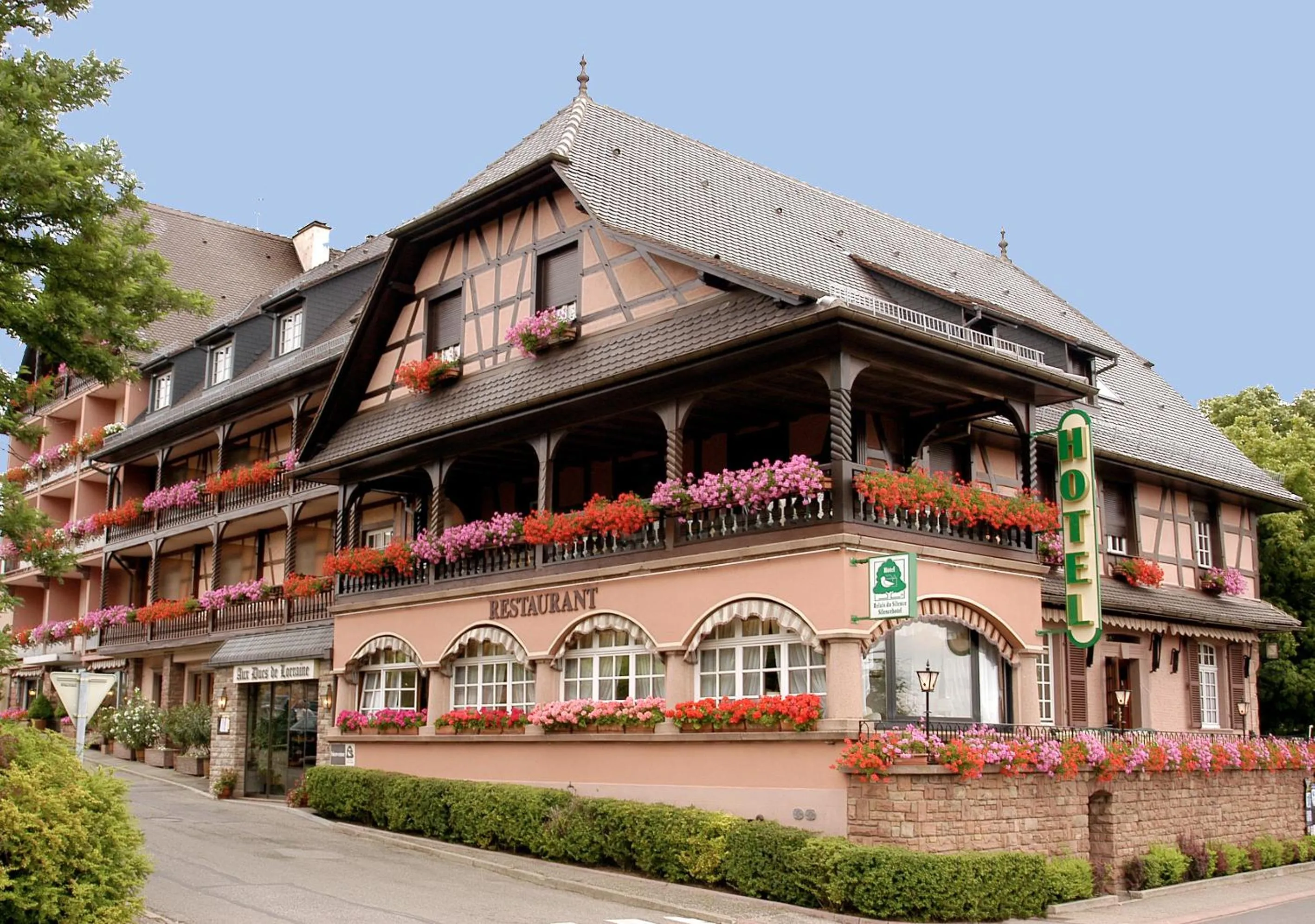 Facade/entrance in Hotel Munsch Restaurant & Wellness, Colmar Nord - Haut-Koenigsbourg