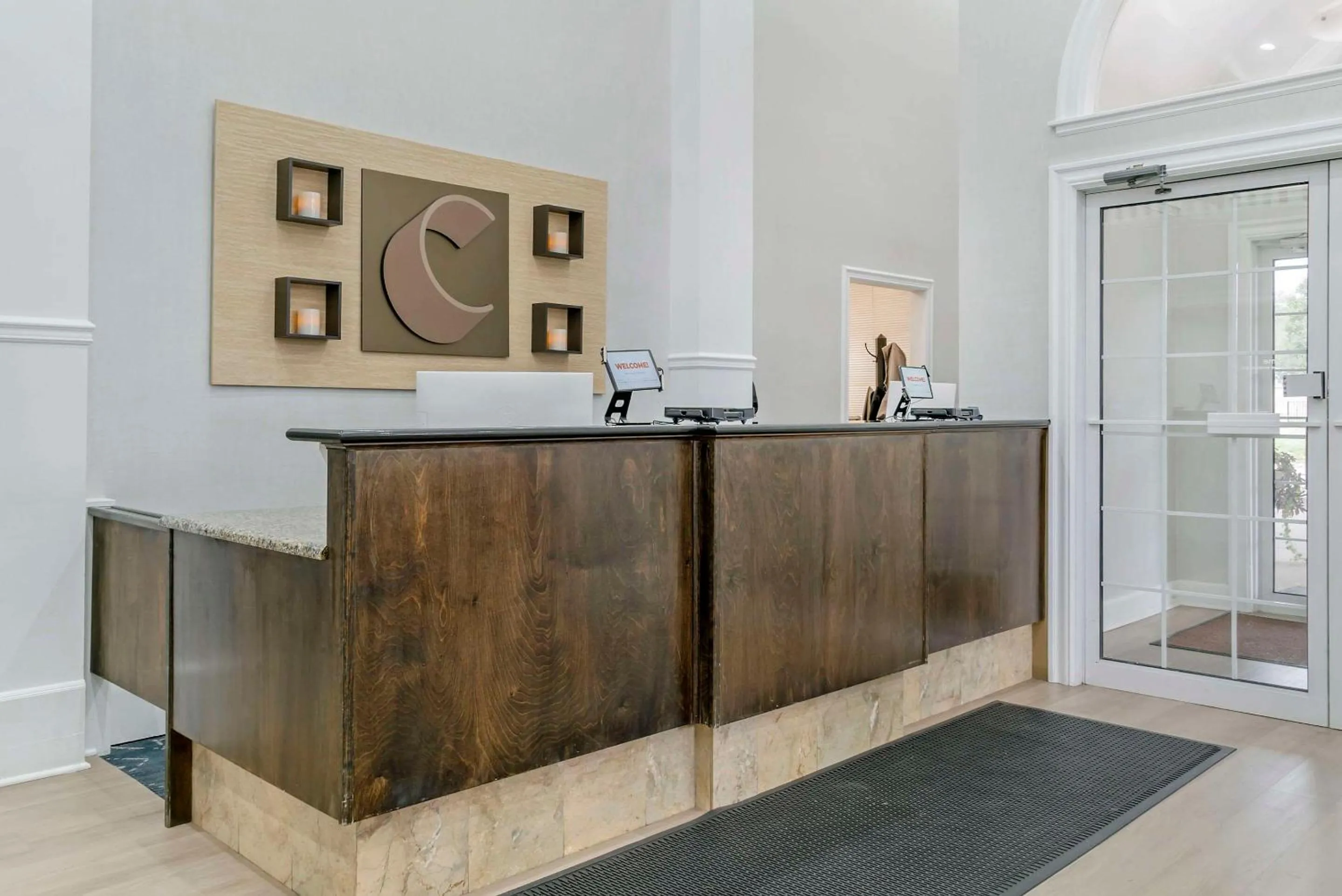 Lobby or reception in Comfort Inn Plainwell