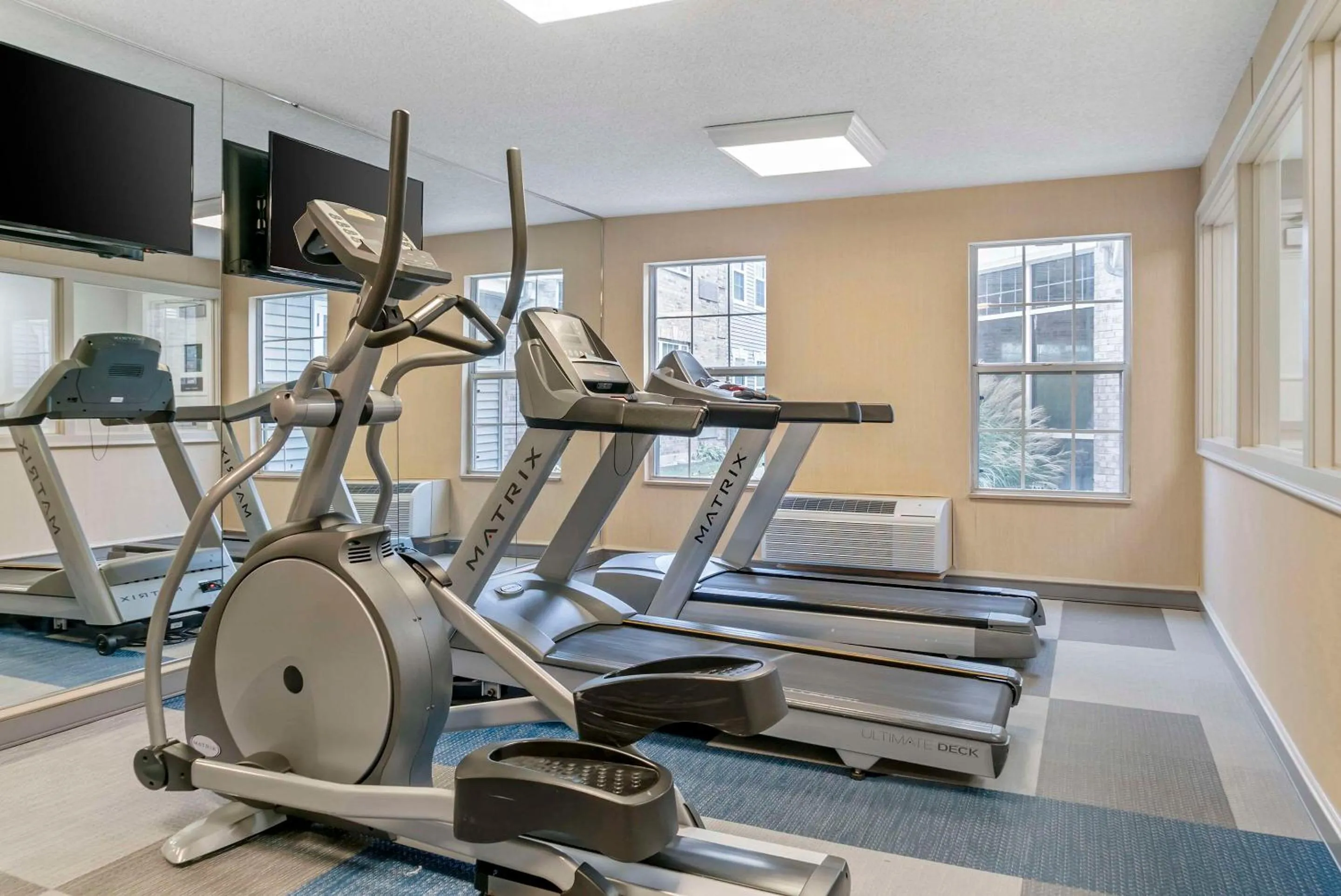 Fitness centre/facilities in Comfort Inn Plainwell
