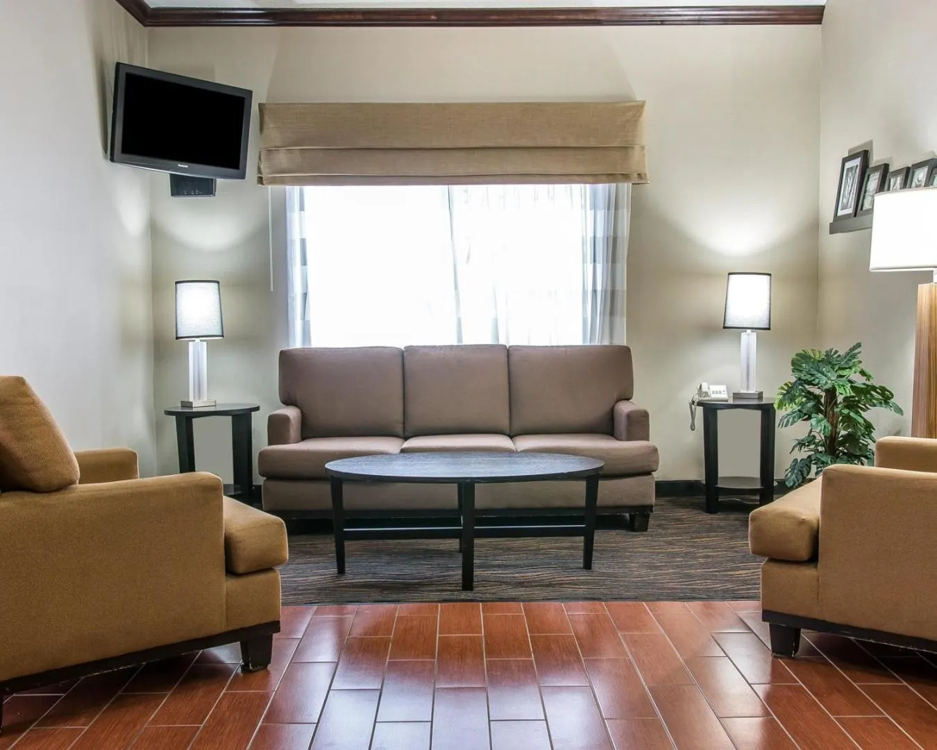 Lobby or reception in Baymont by Wyndham Flat Rock