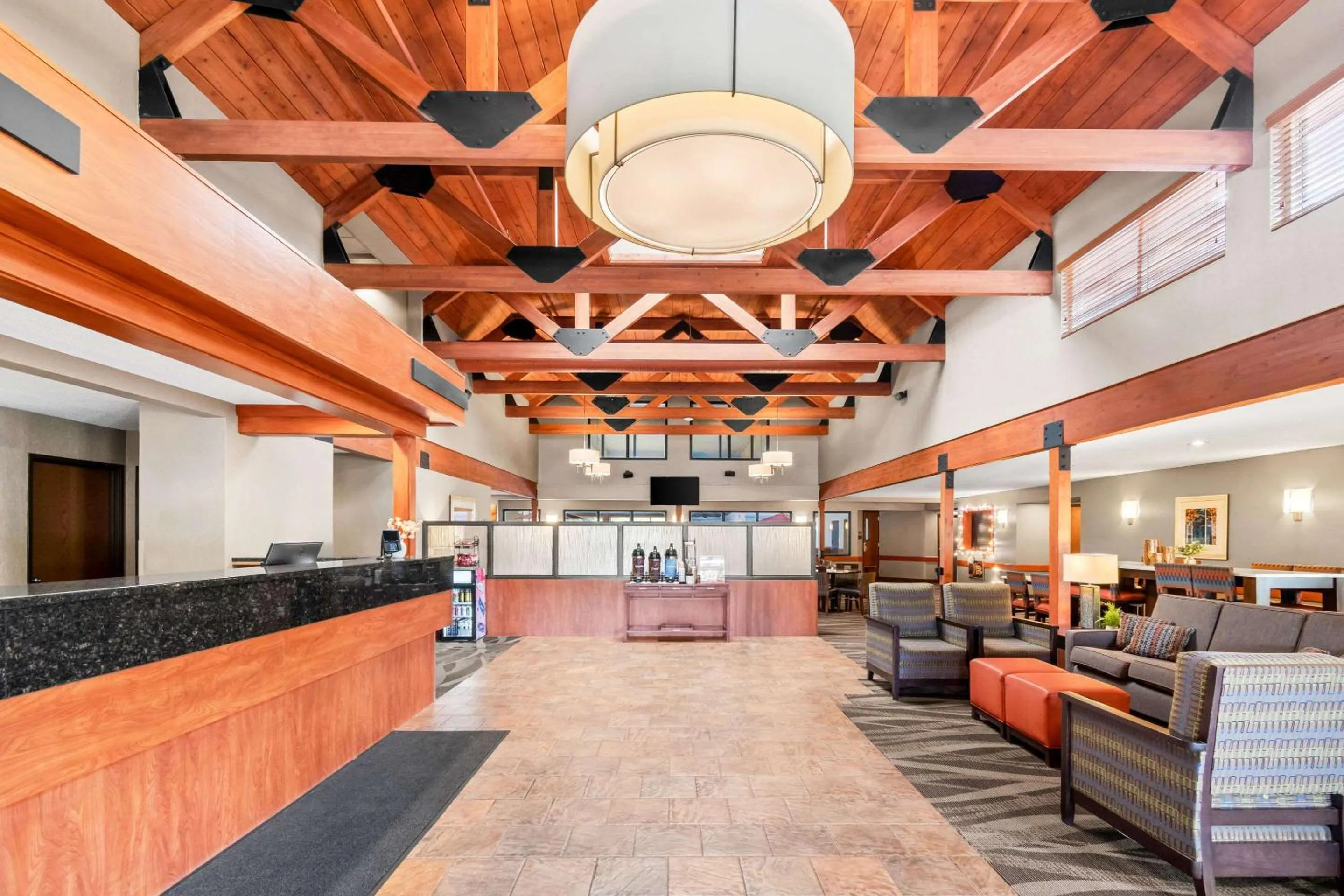 Lobby or reception in Comfort Inn Duluth West