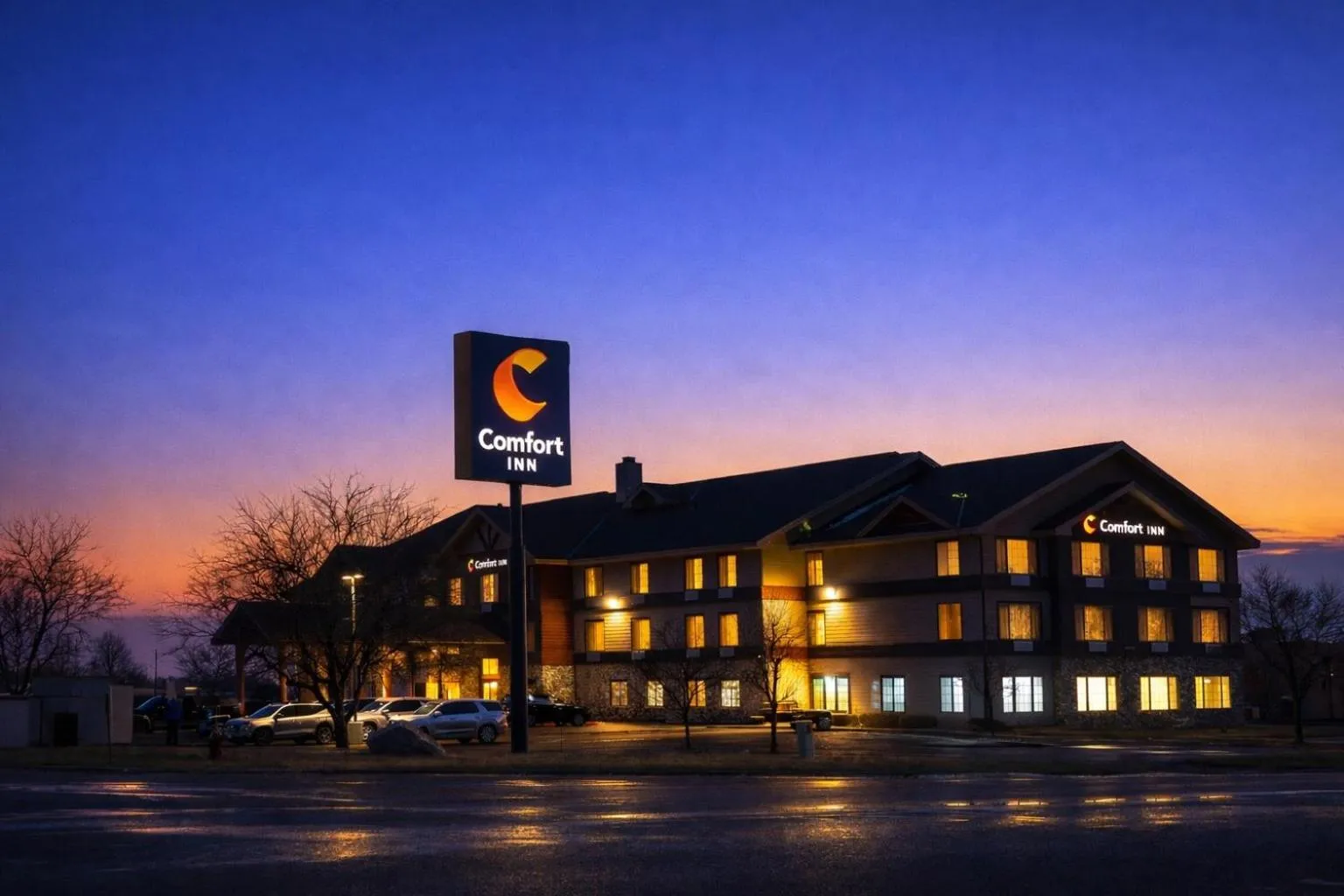 Property building in Comfort Inn Owatonna near Medical Center