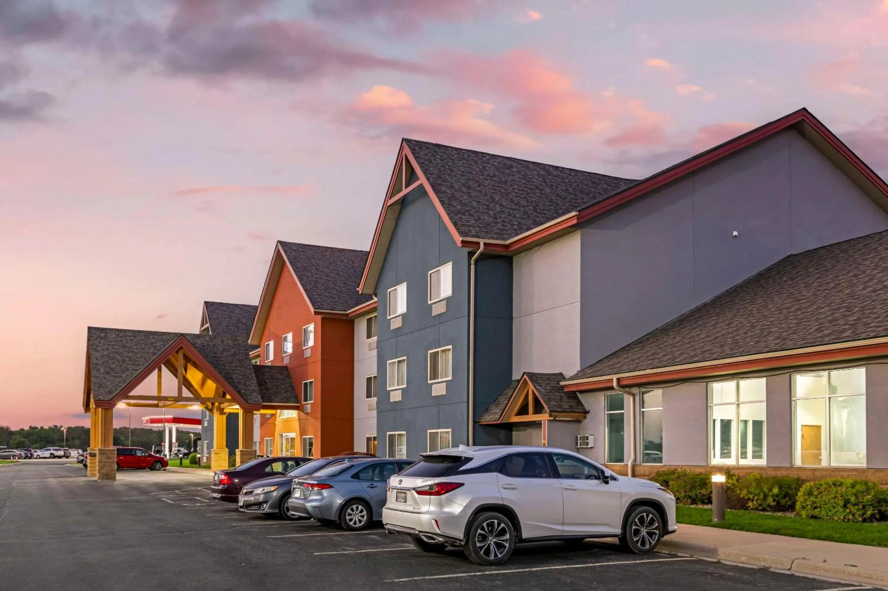 Property building in Comfort Inn Albert Lea at Trails Travel Center