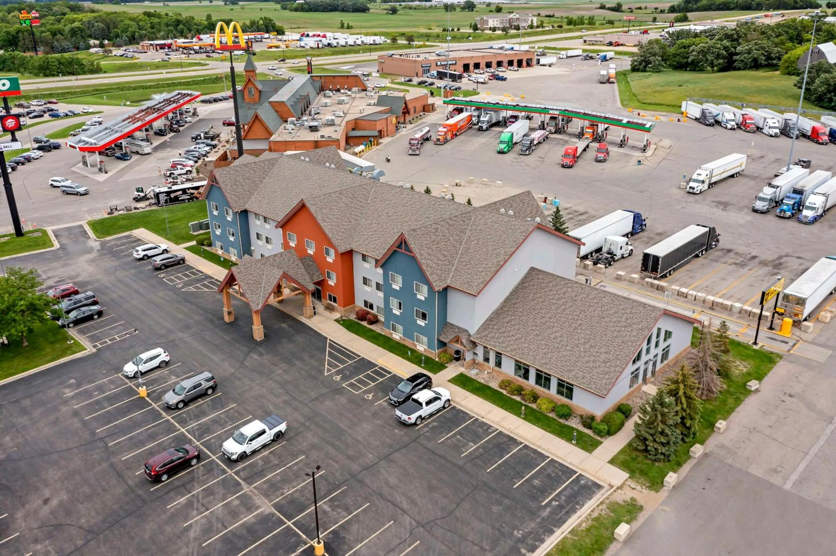 Property building in Comfort Inn Albert Lea at Trails Travel Center
