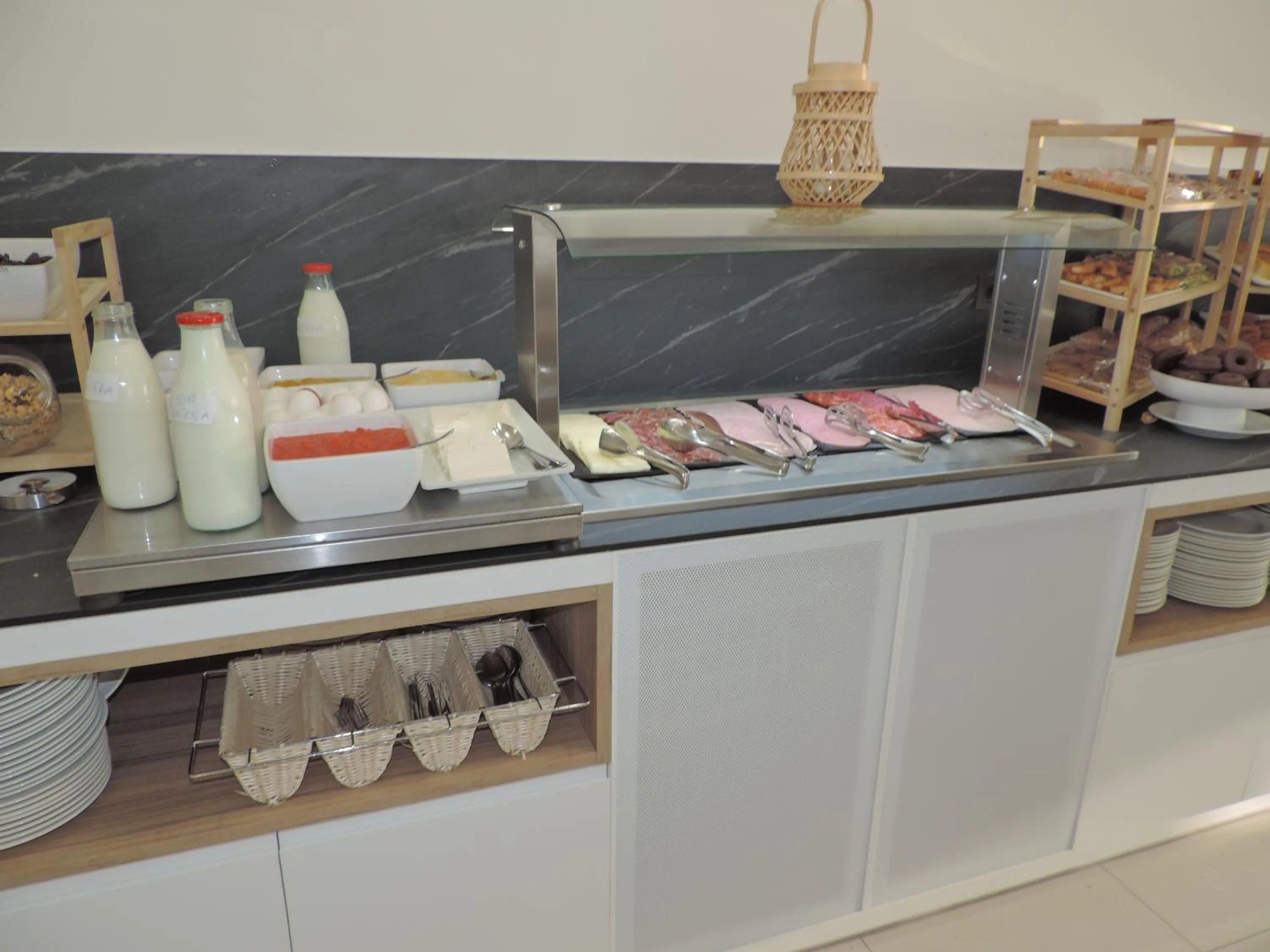 Kitchen or kitchenette in Hotel San Luis