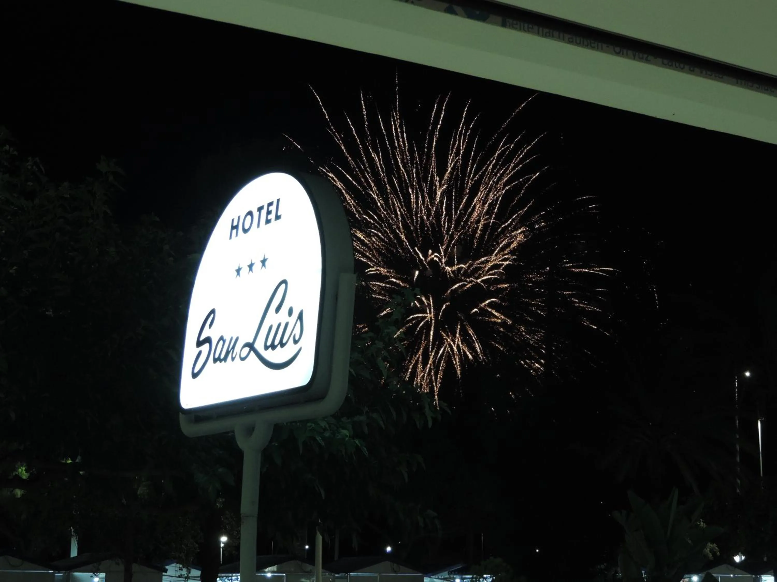 Night in Hotel San Luis