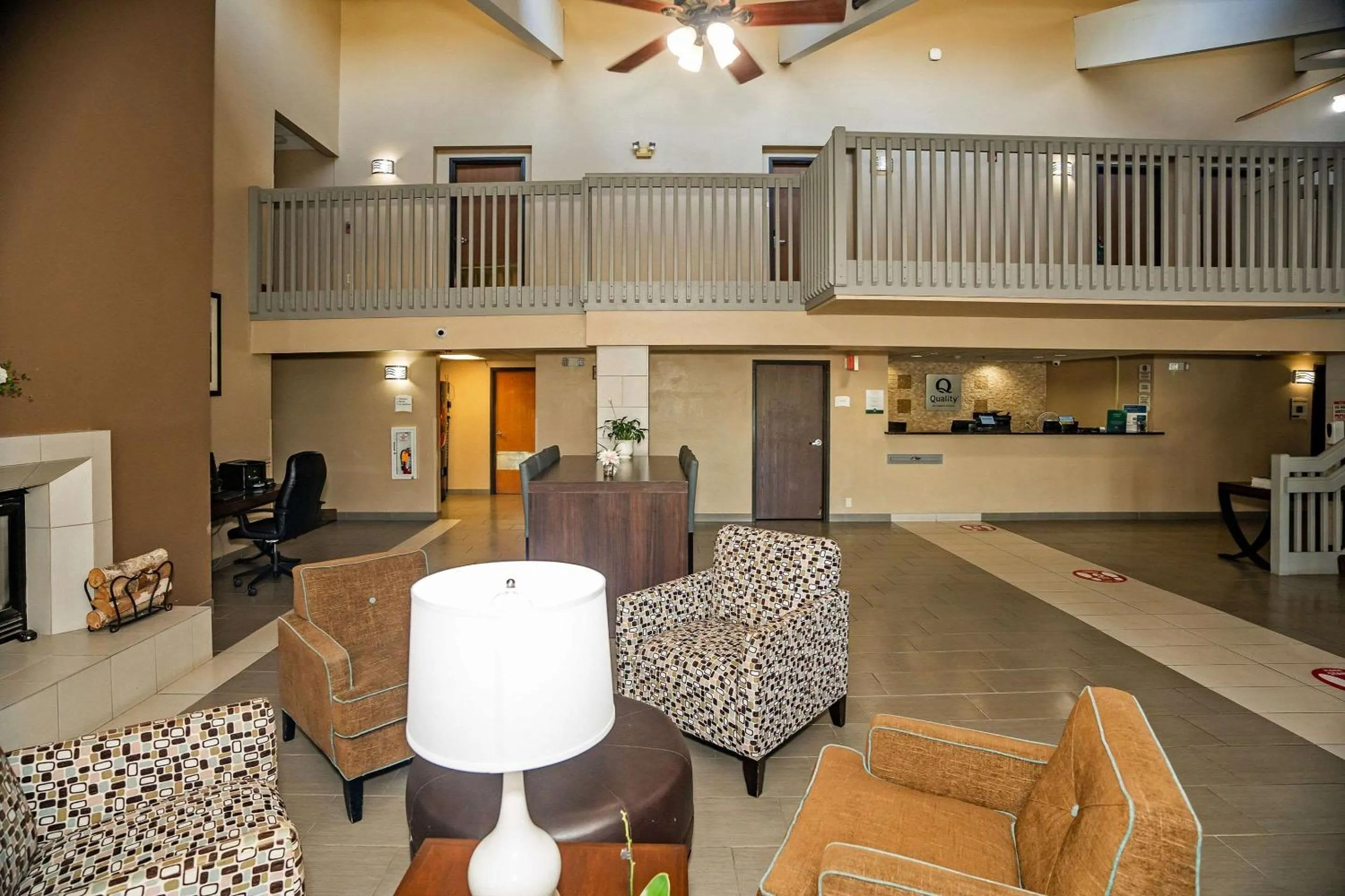 Lobby or reception in Quality Inn near Medical Center