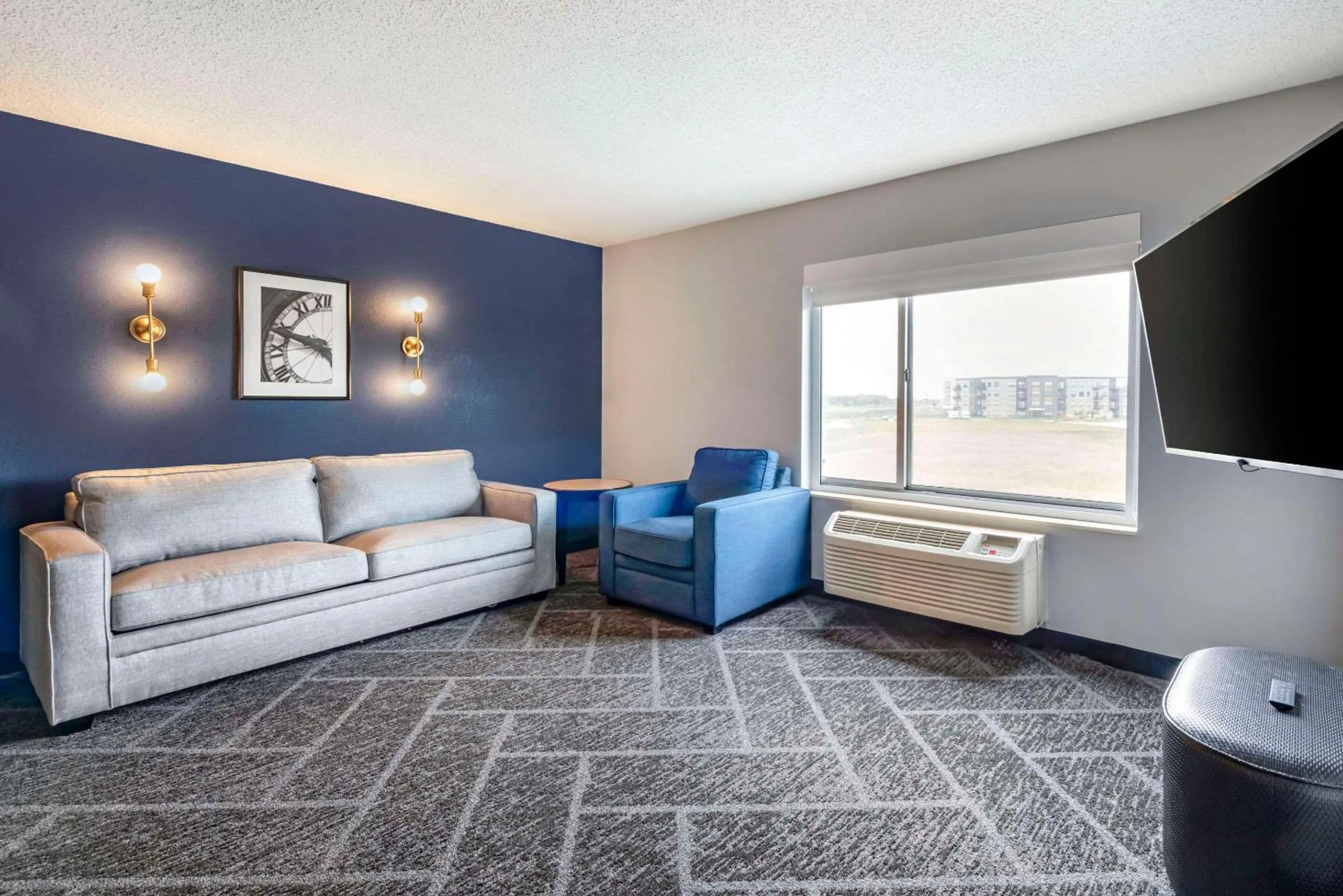 Bedroom in Cambria Hotel Minneapolis Maple Grove