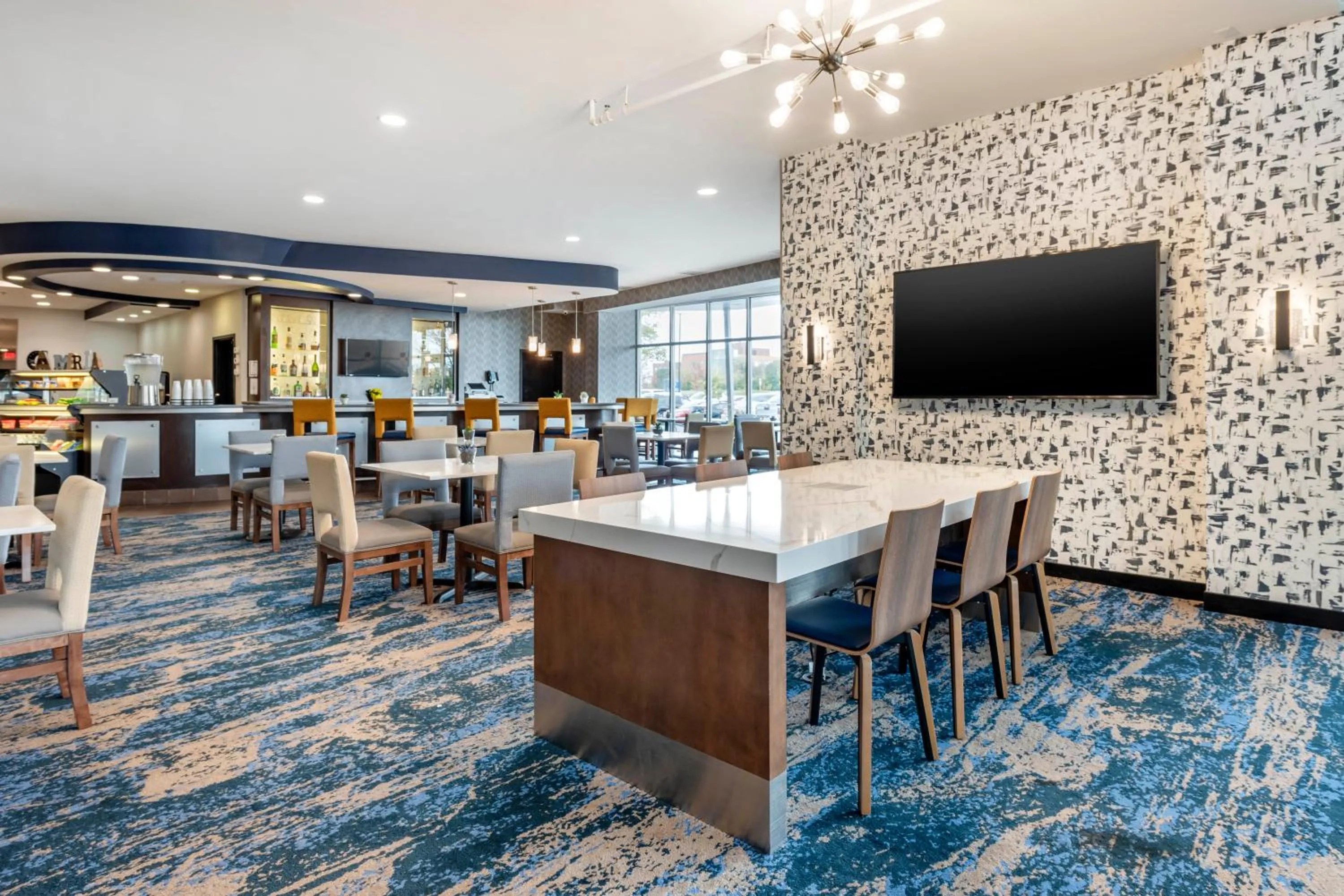 Restaurant/places to eat in Cambria Hotel Minneapolis Maple Grove