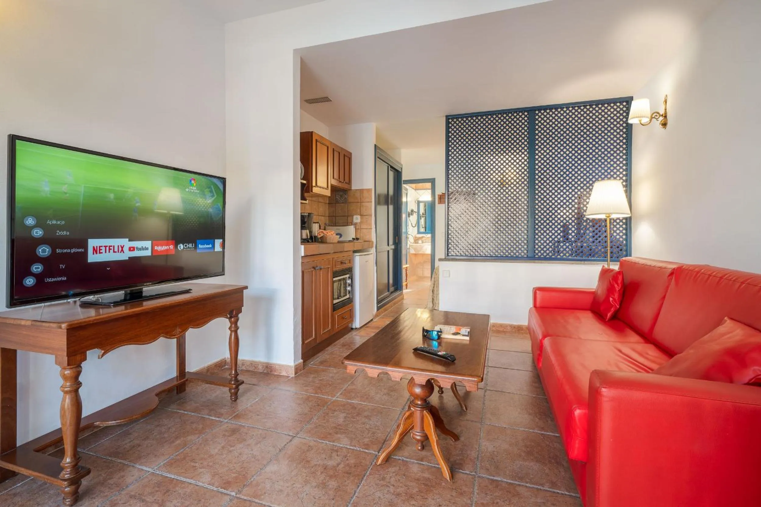 TV and multimedia in Nazaret Mansion