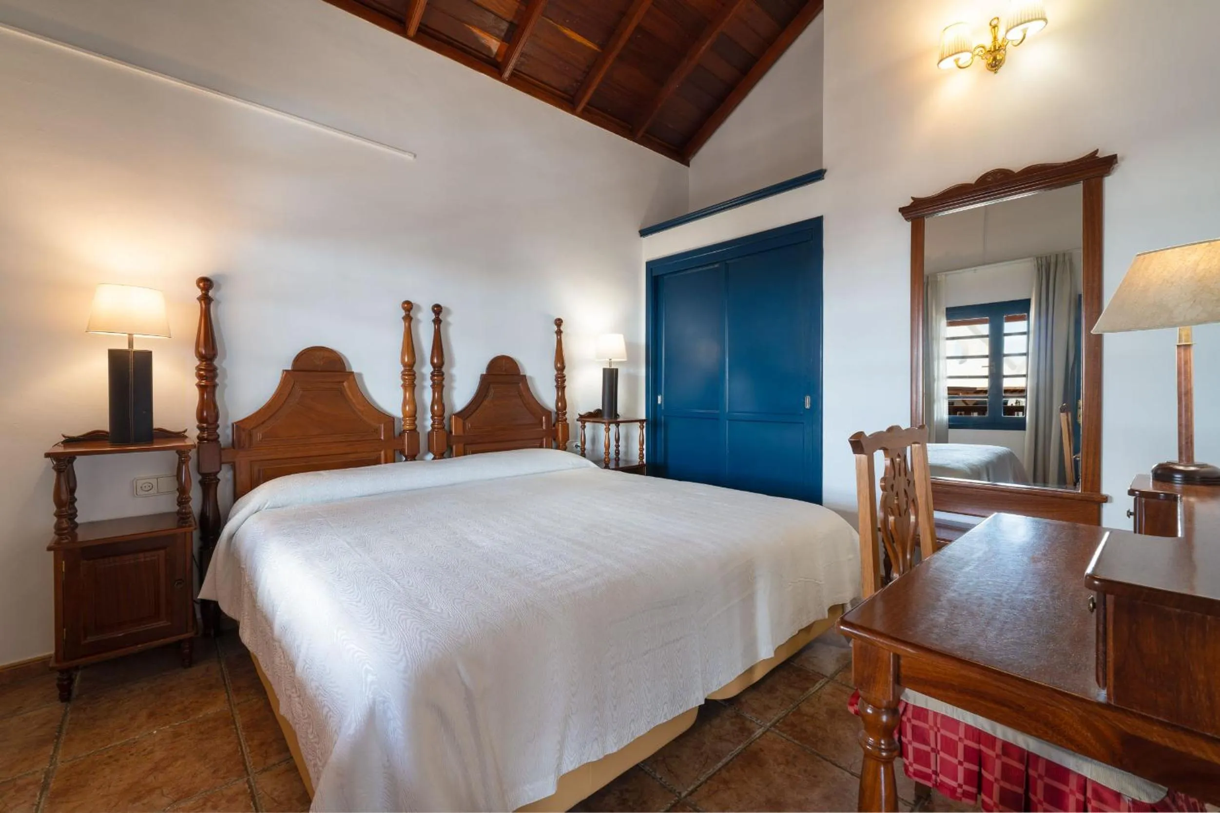 Bed in Nazaret Mansion