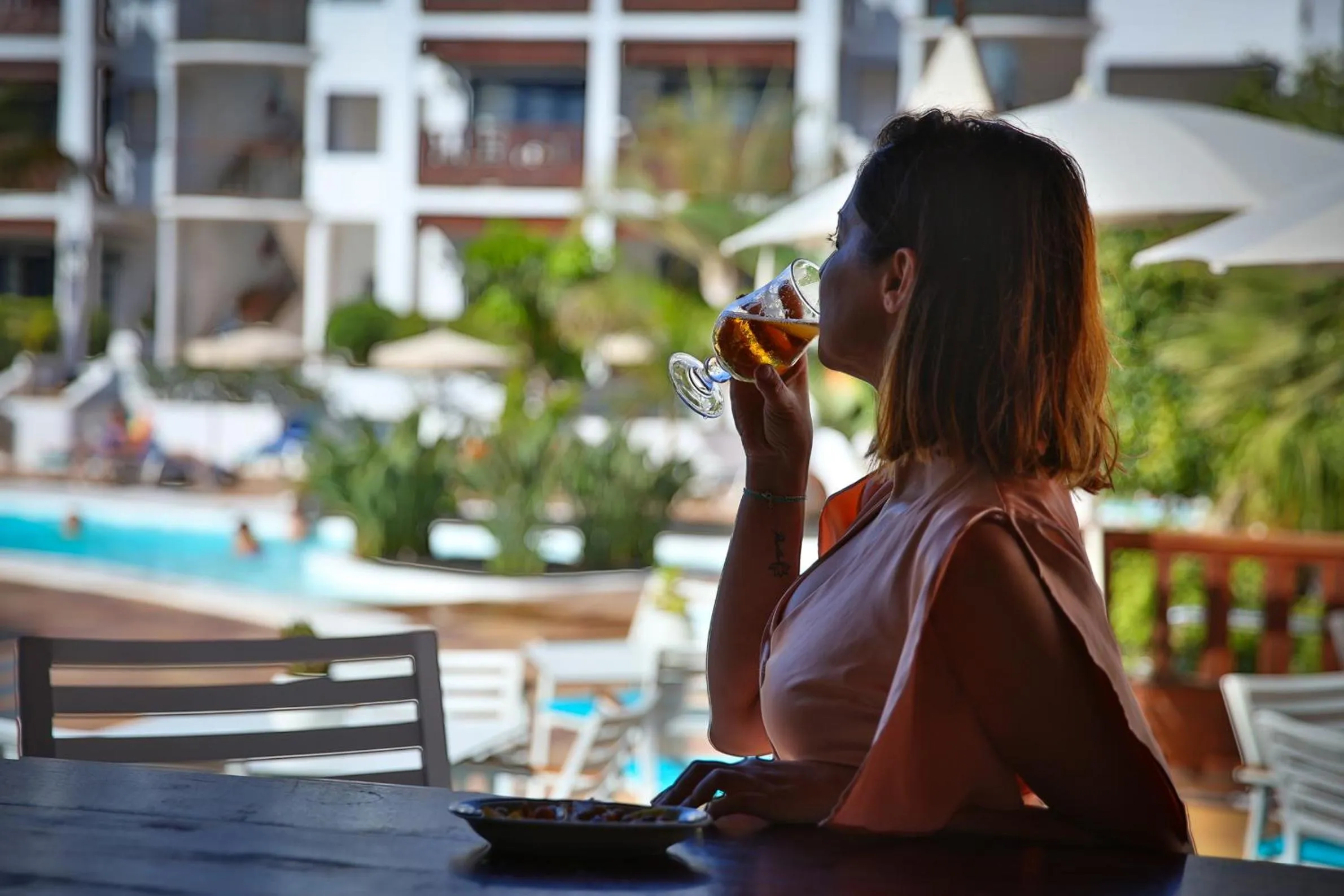 Restaurant/places to eat in Nazaret Mansion