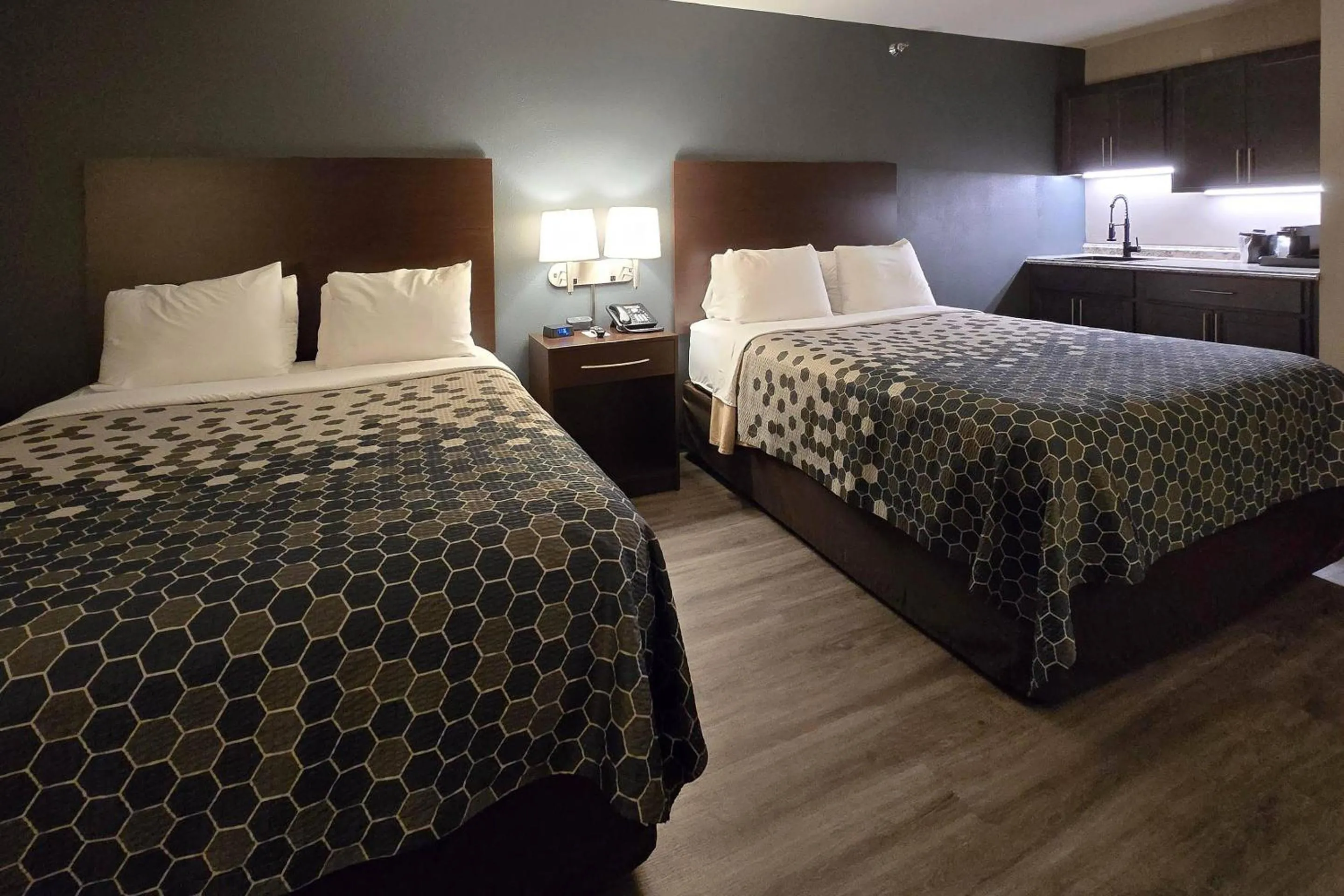 Bedroom, Bed in Econo Lodge Ortonville