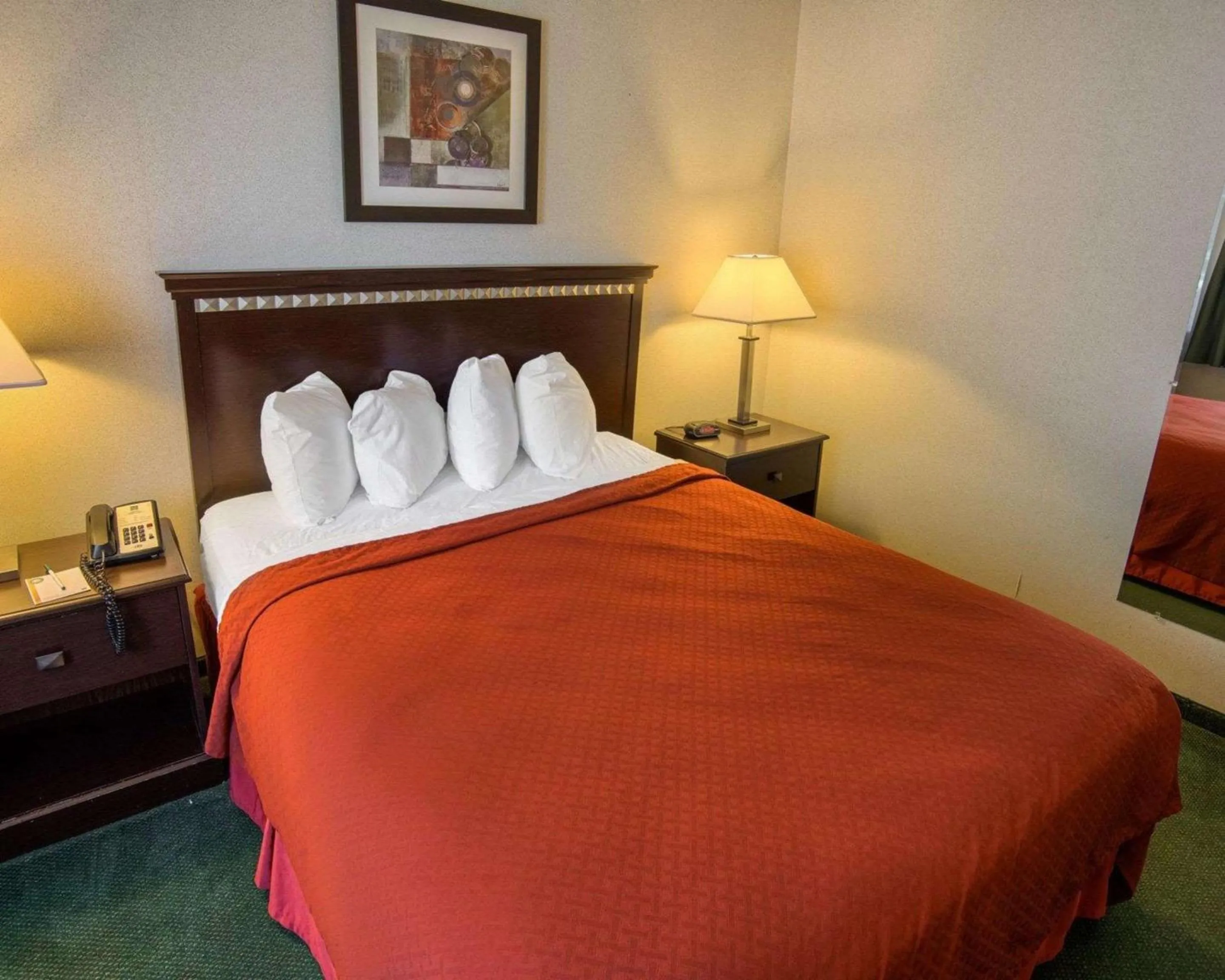 Photo of the whole room, Bed in Quality Inn near Northtown Mall & National Sports Center