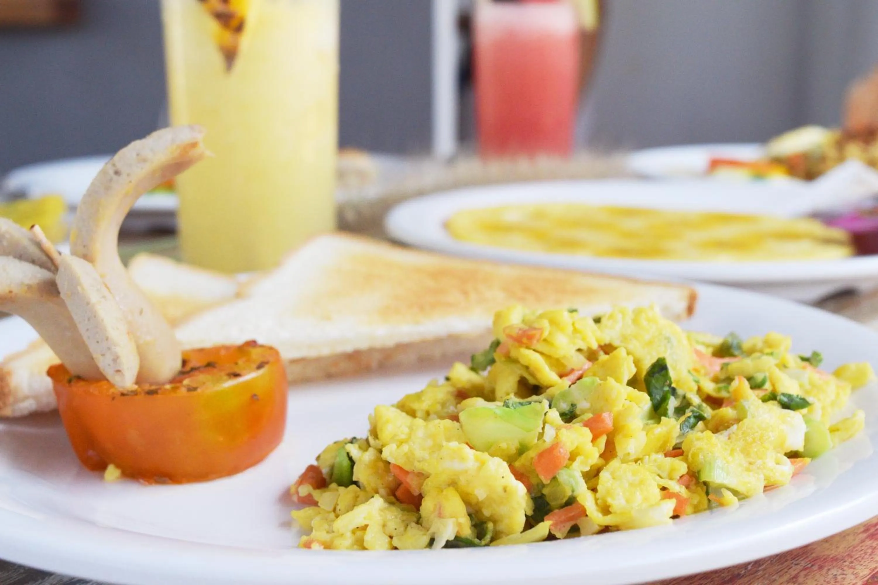 Breakfast in Adara Beach Huts
