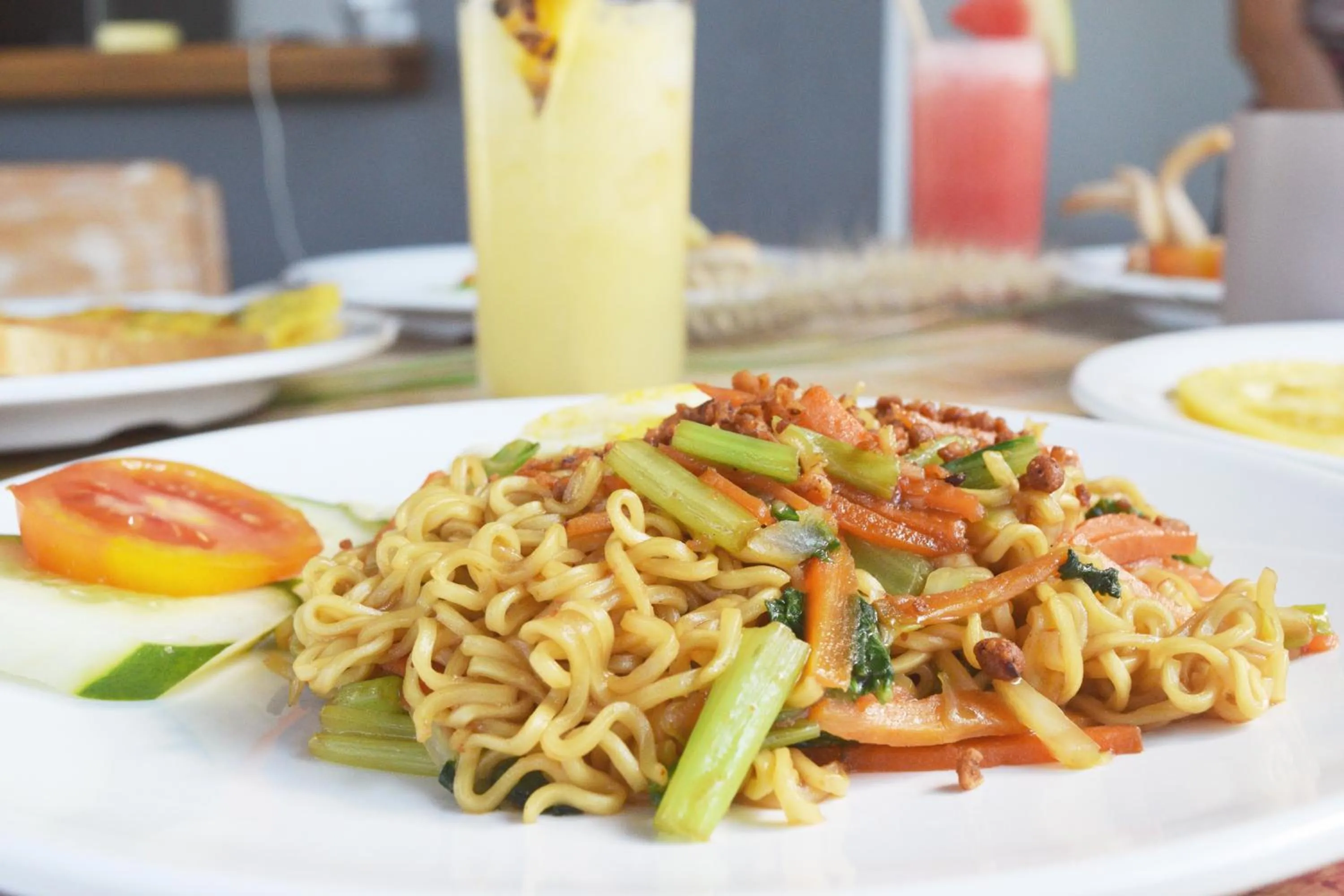 Meals in Adara Beach Huts