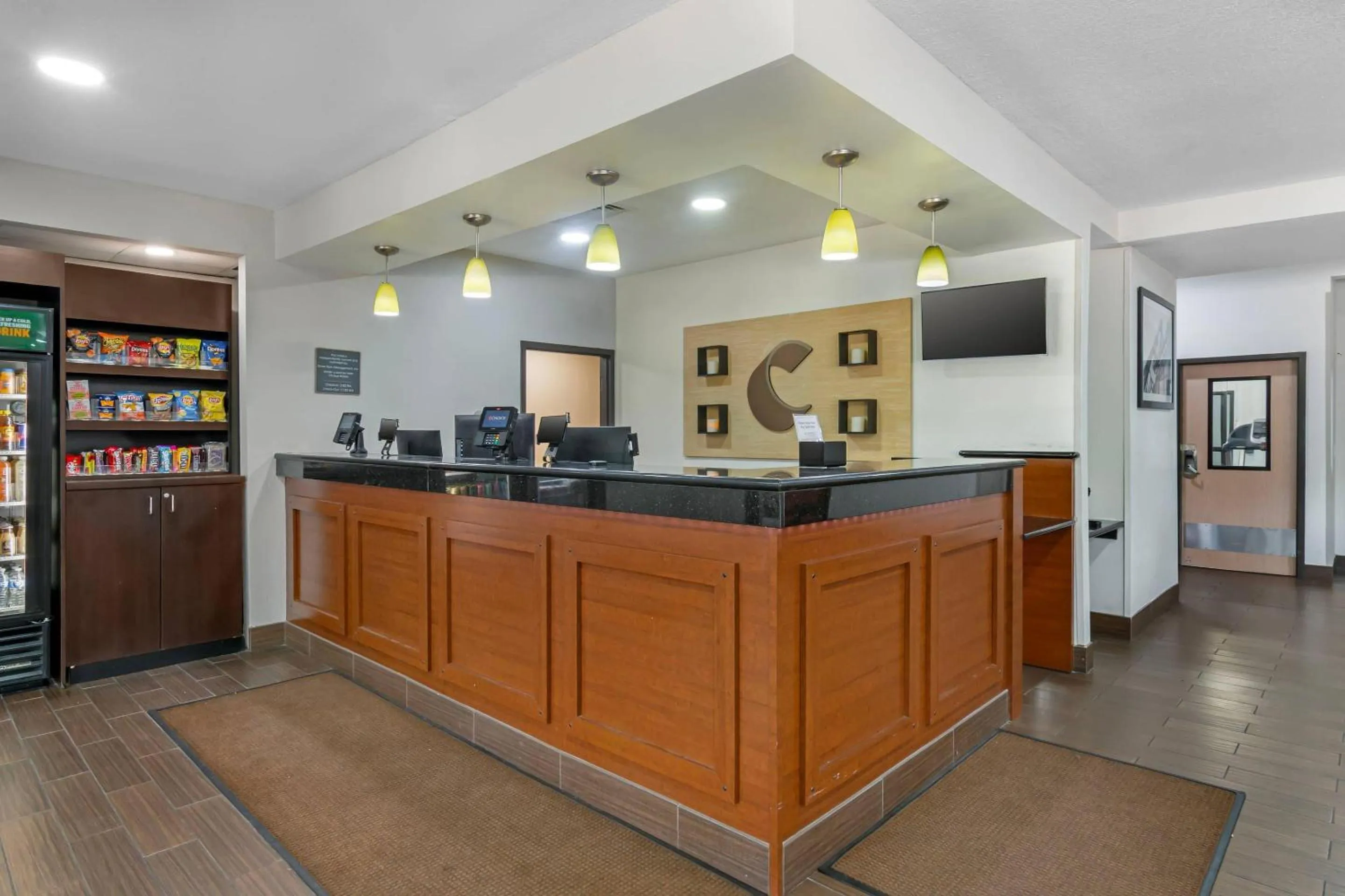 Lobby or reception in Comfort Inn & Suites Kansas City - Northeast