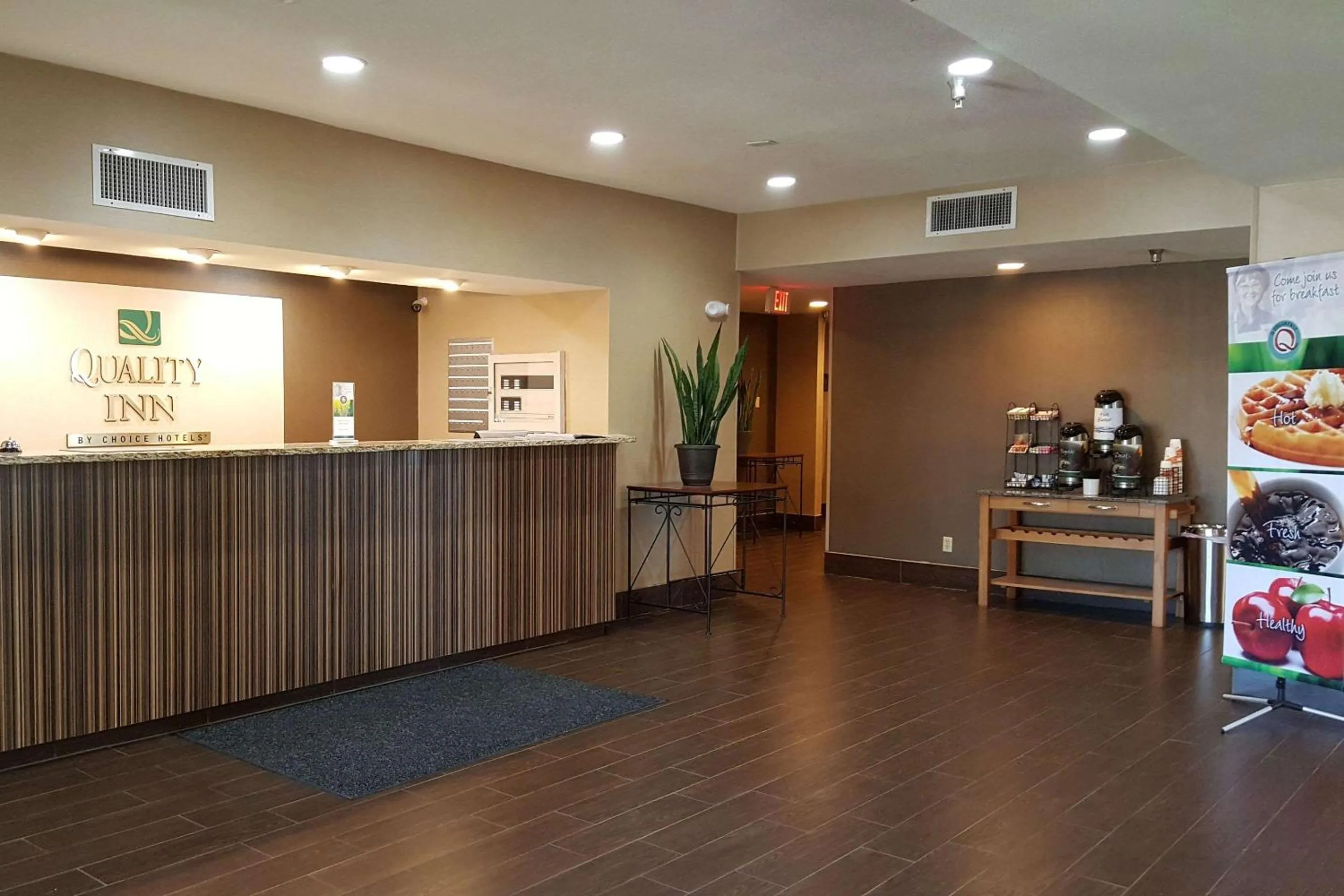 Lobby or reception in Quality Inn Cameron