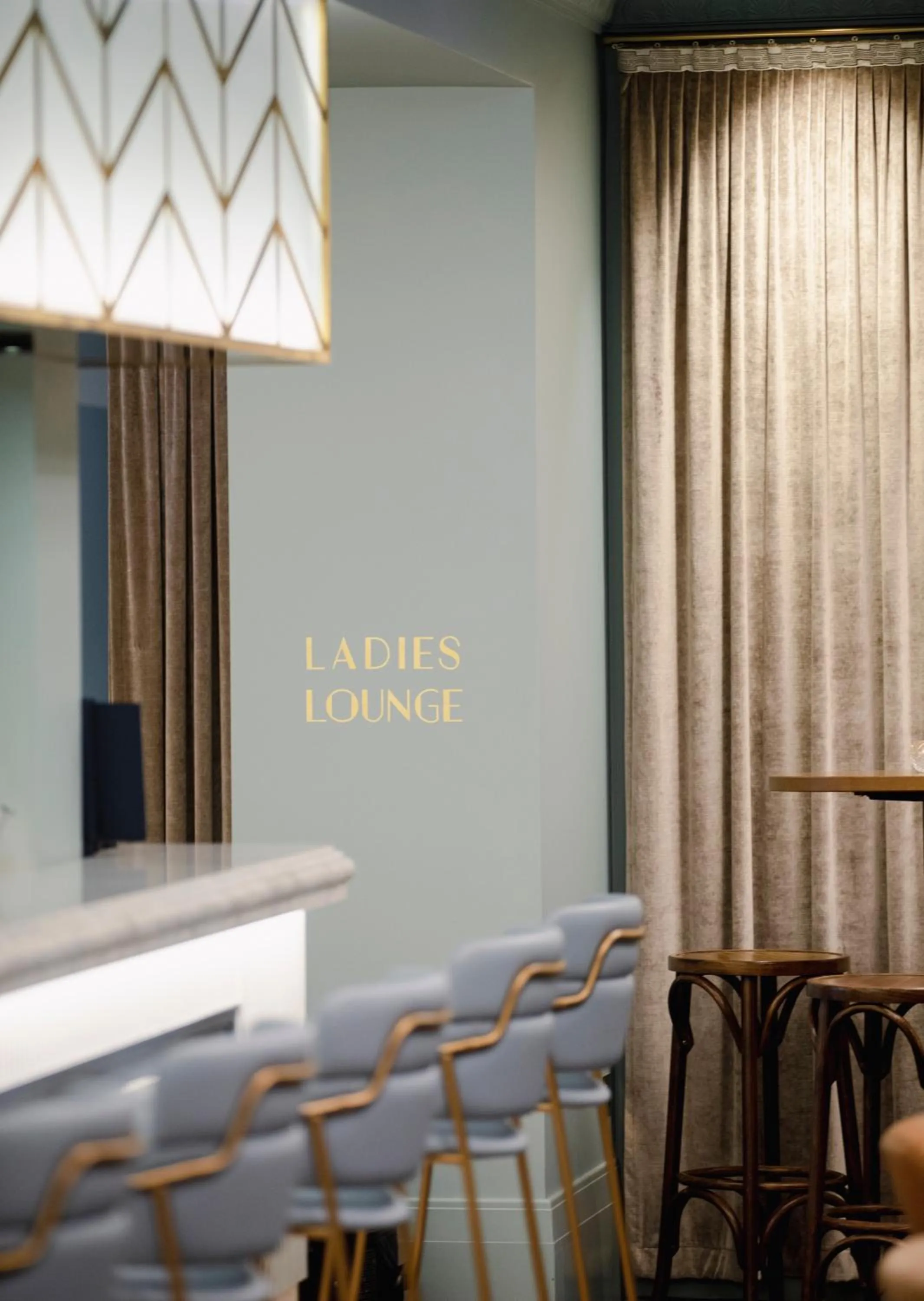 Lounge or bar in Tattersalls Hotel