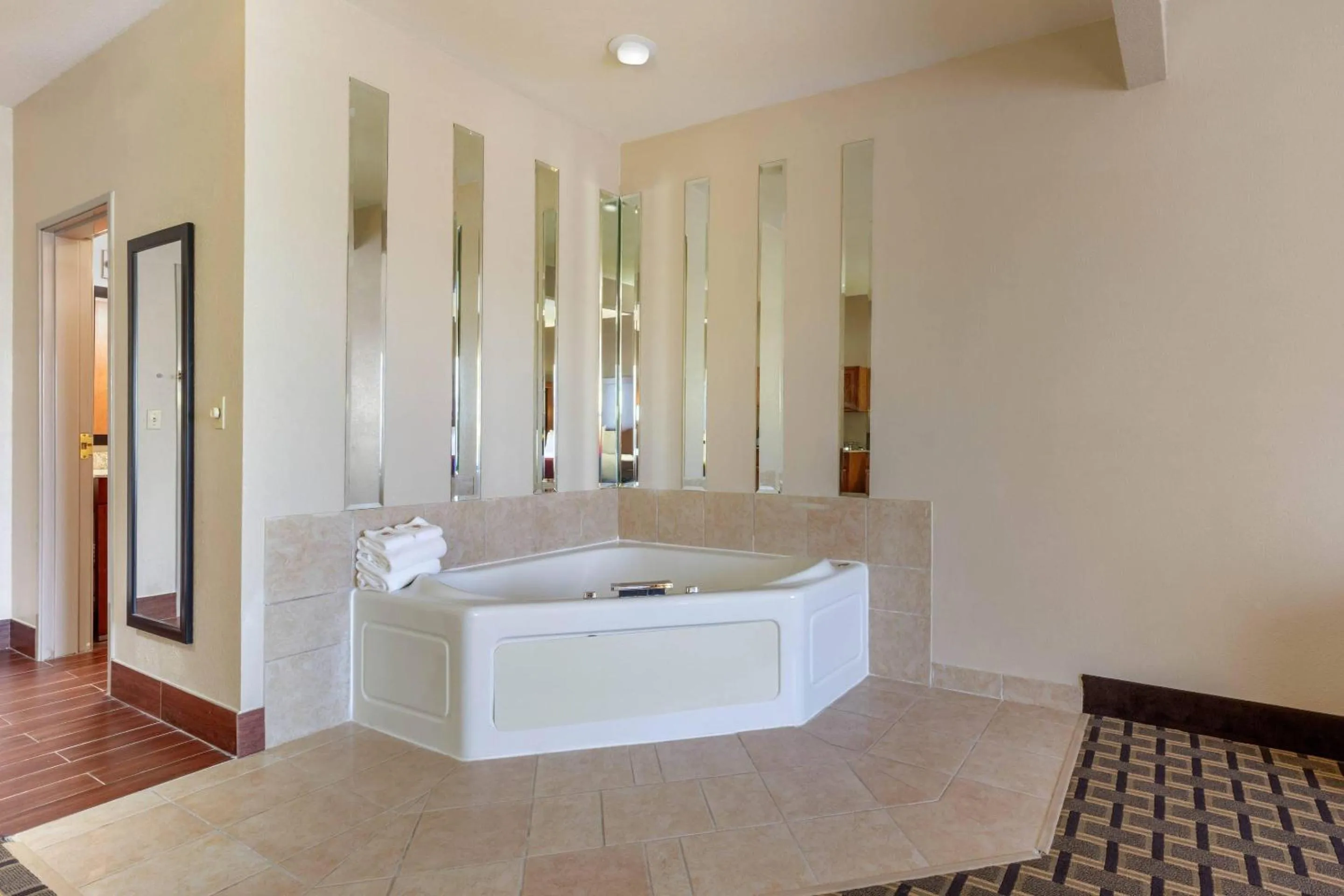 Bedroom in Comfort Suites