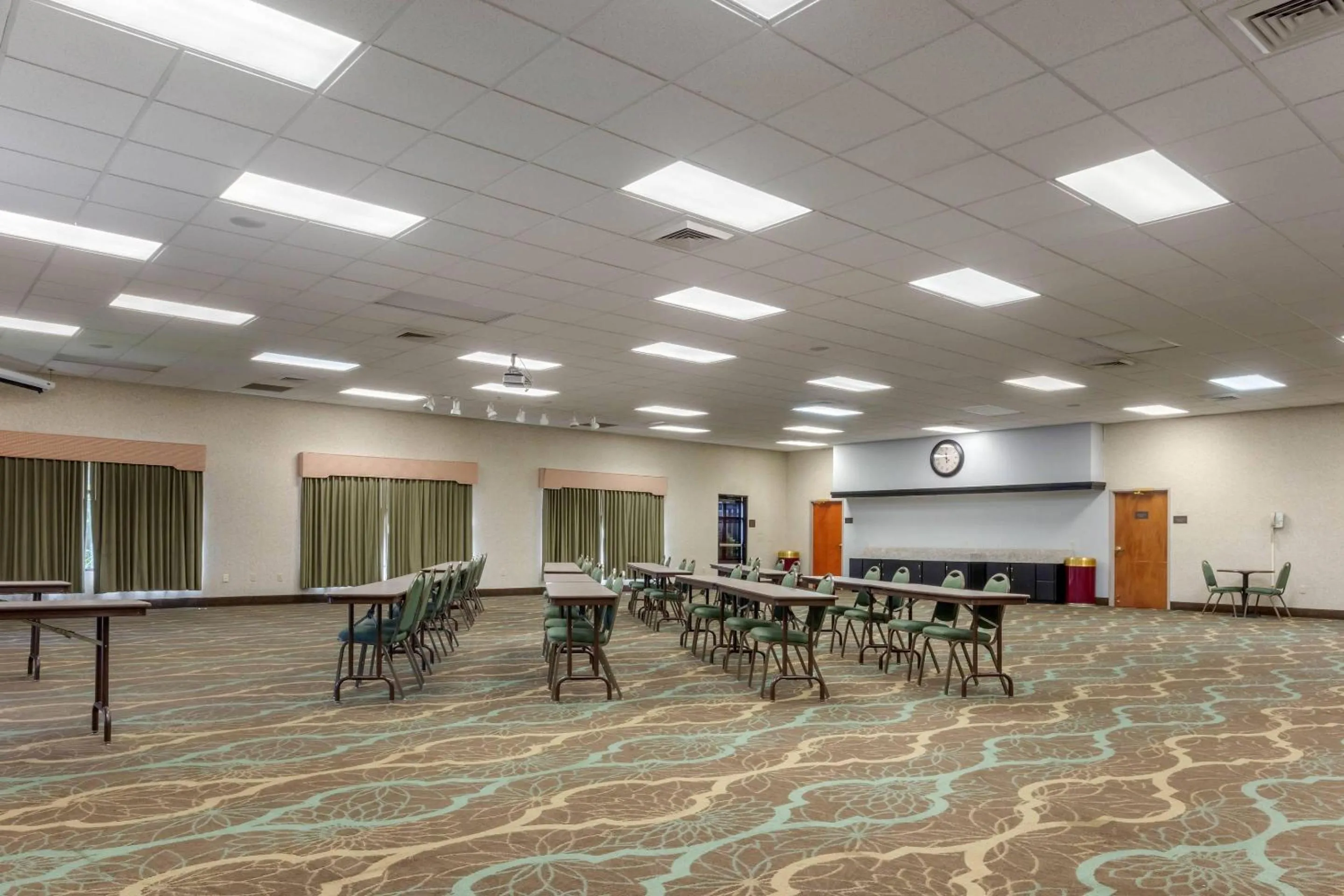 Meeting/conference room in Comfort Suites