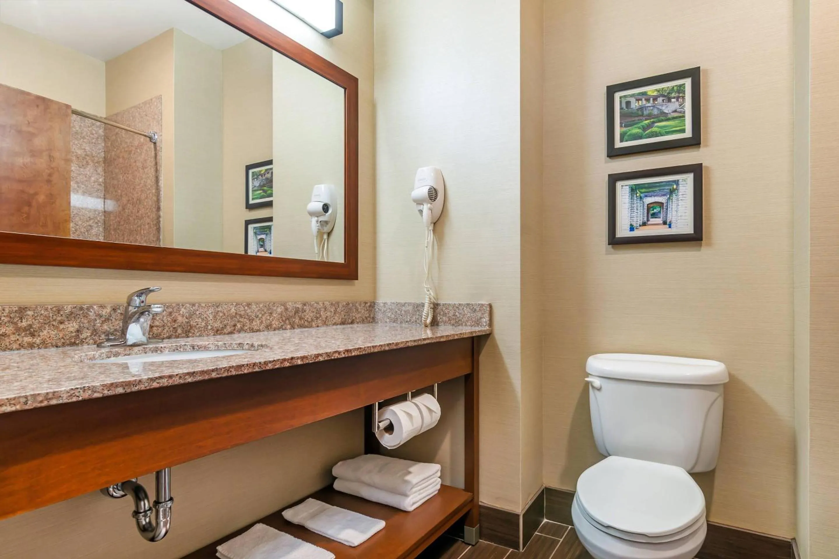 Bedroom in Comfort Suites - Jefferson City