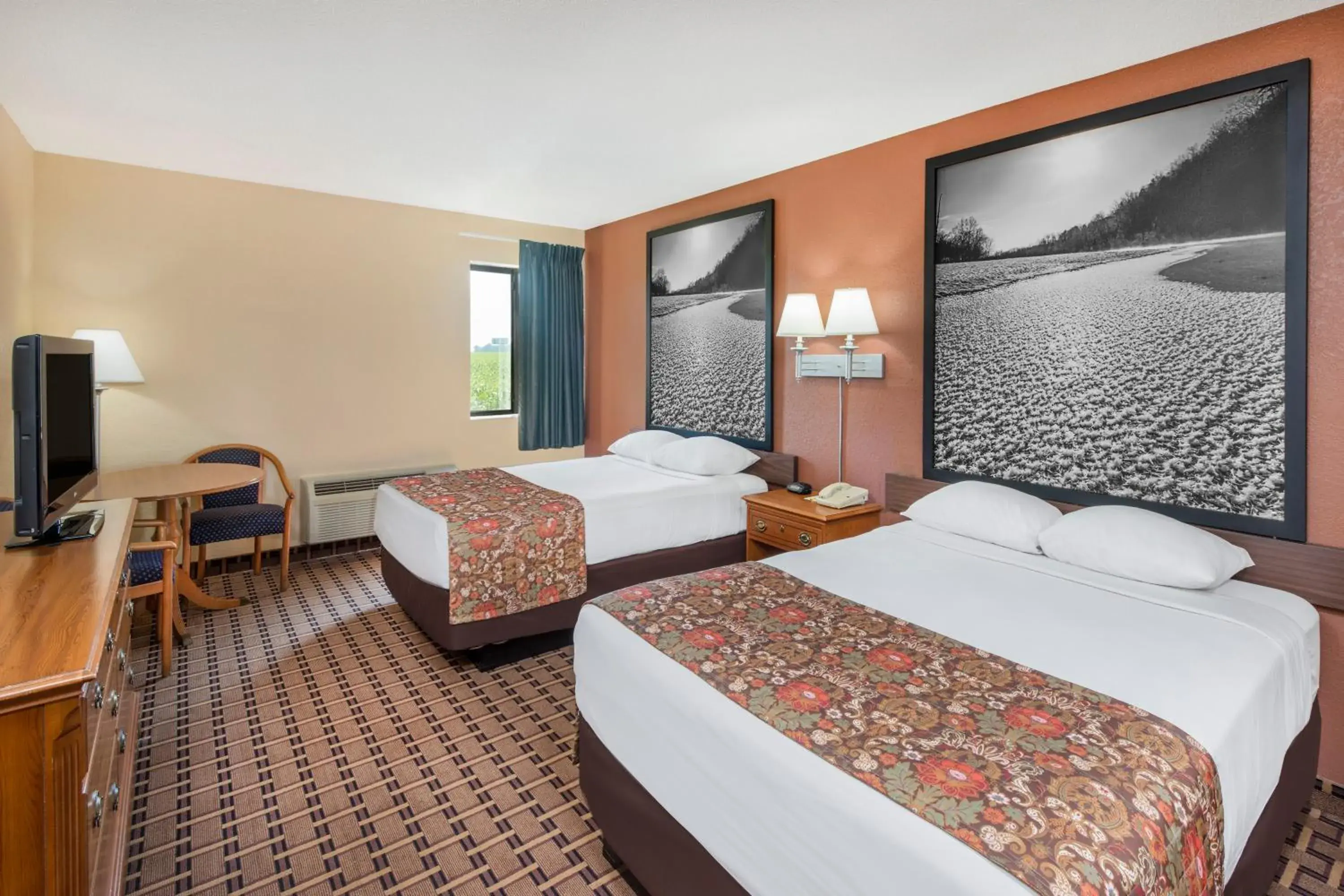 Double Room with Two Double Beds - Smoking in Super 8 by Wyndham Charleston Sikeston East MO Double Room with Two Double Beds - Smoking in Super 8 by Wyndham Charleston Sikeston East MO