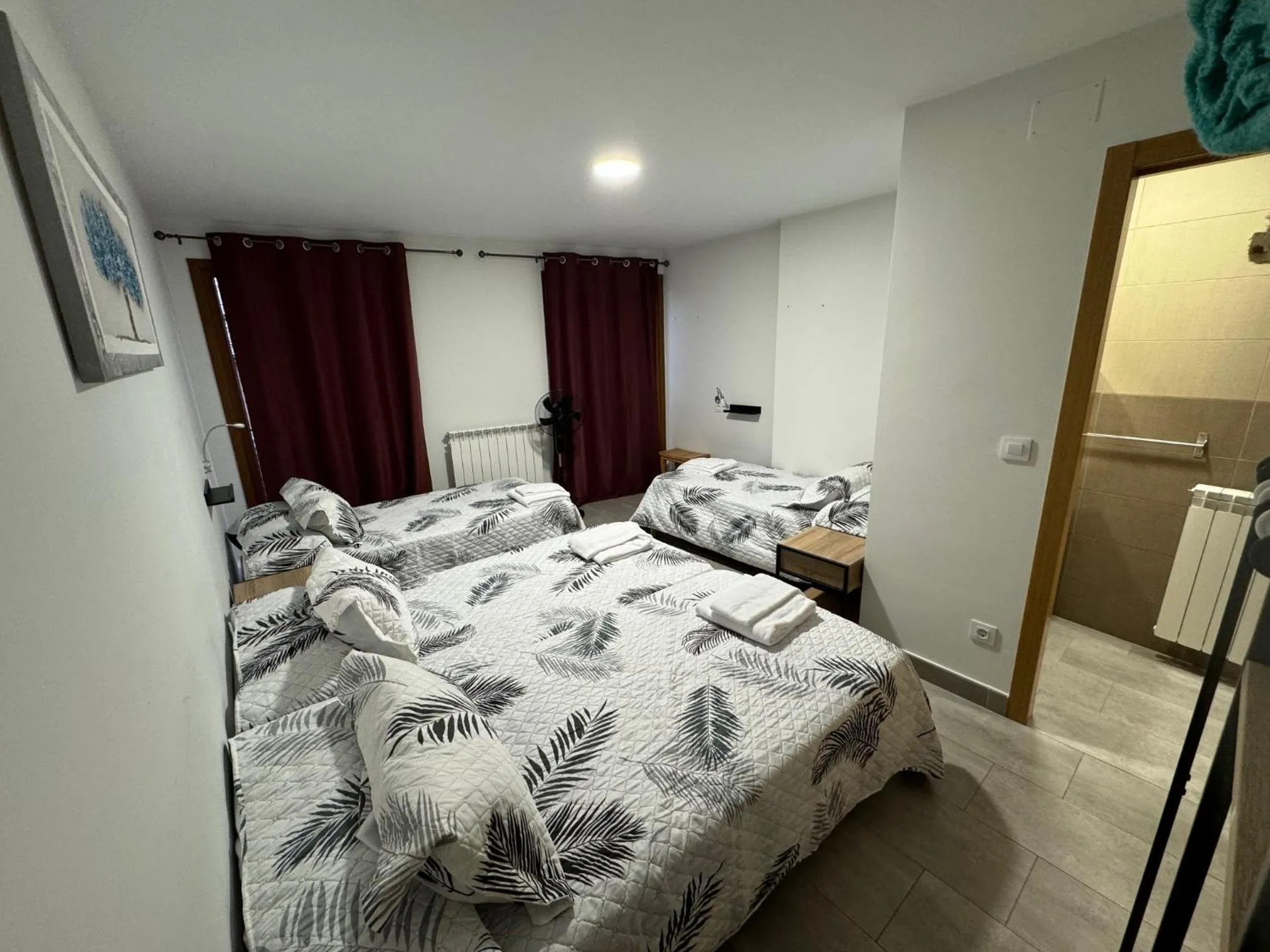 Quadruple Room with Private Bathroom in Carpe Viam