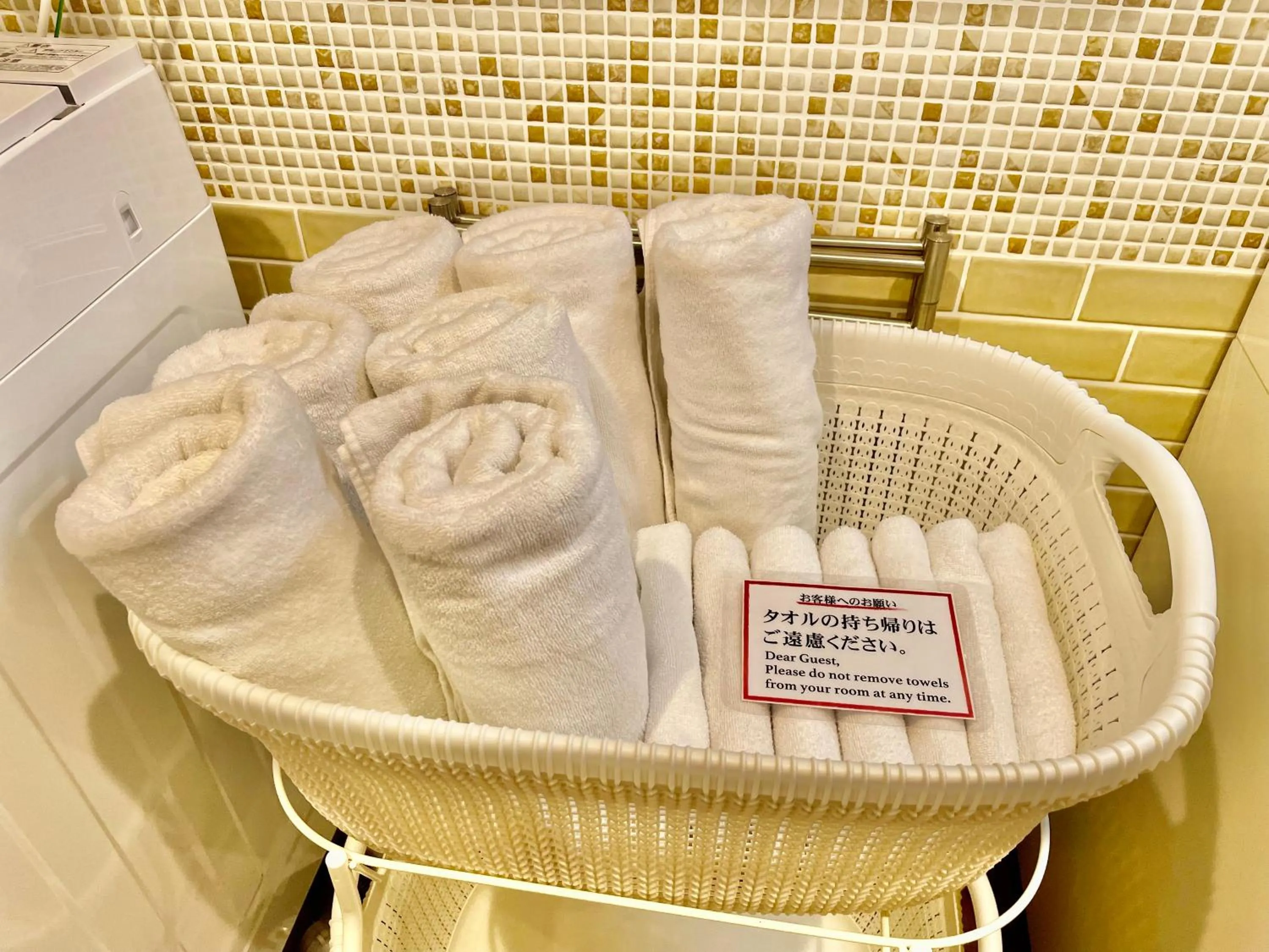 towels in ホテル天使館 久茂地 -Tenshi-Kan-