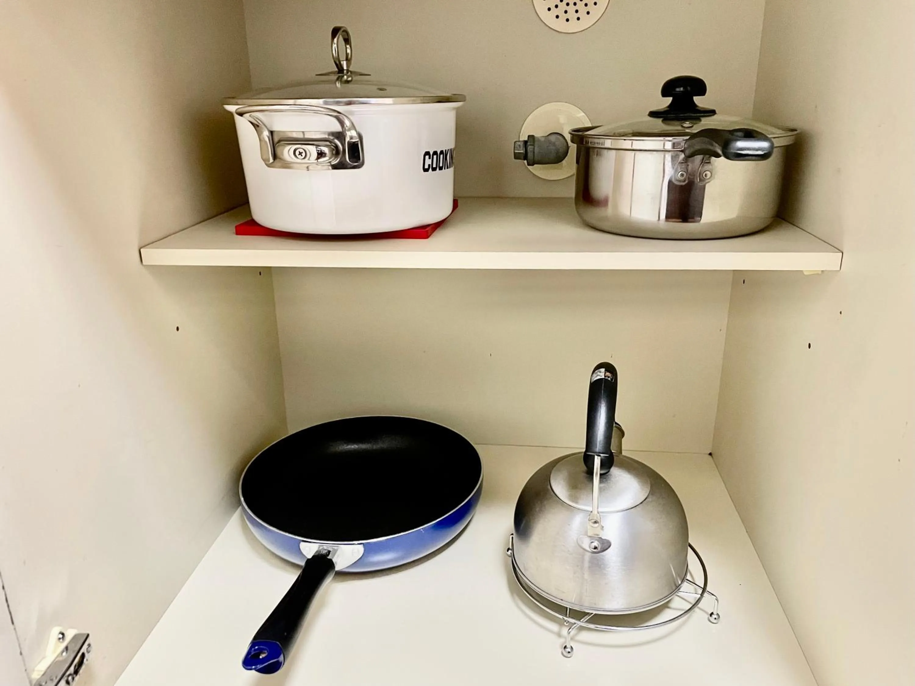 Kitchen or kitchenette in ホテル天使館 久茂地 -Tenshi-Kan-