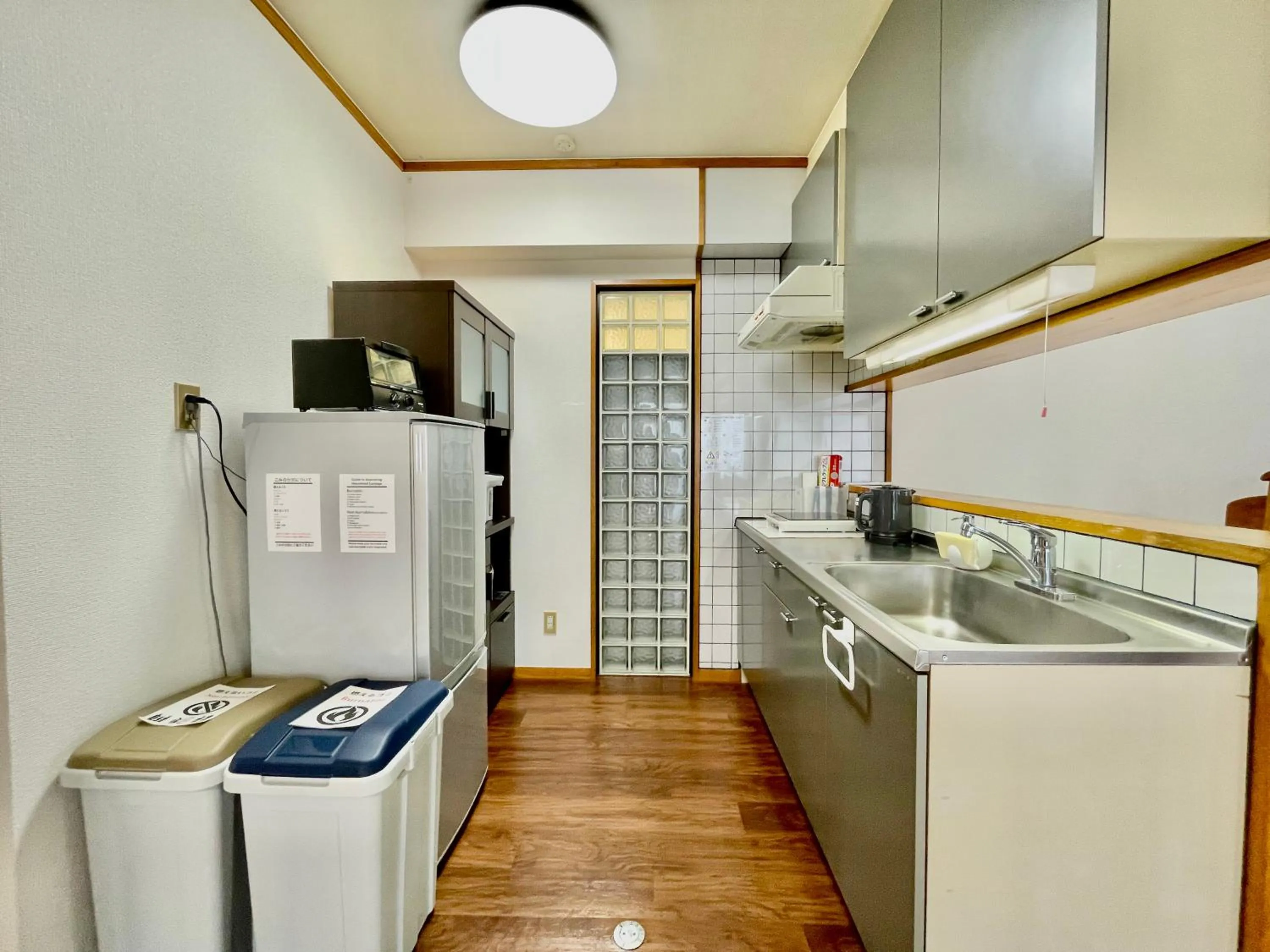 Kitchen or kitchenette in ホテル天使館 久茂地 -Tenshi-Kan-