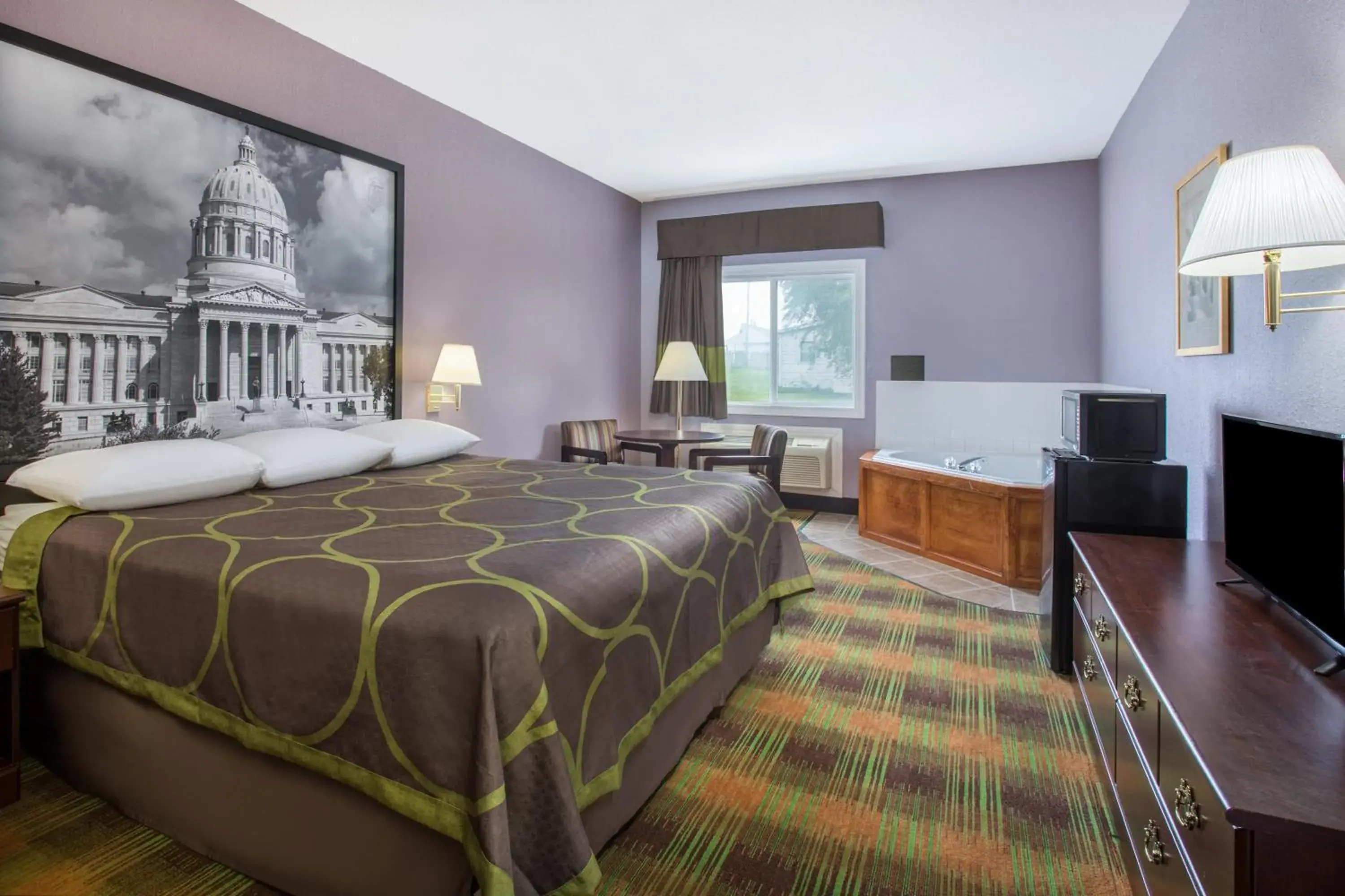 King Suite - Non-Smoking in Super 8 by Wyndham Sweet Springs King Suite - Non-Smoking in Super 8 by Wyndham Sweet Springs