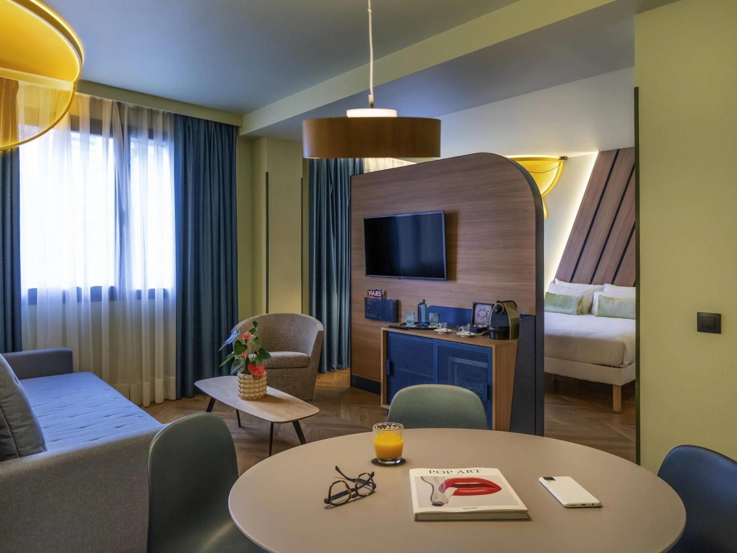 Bedroom, Bed in Ibis Styles Madrid City Las Ventas
