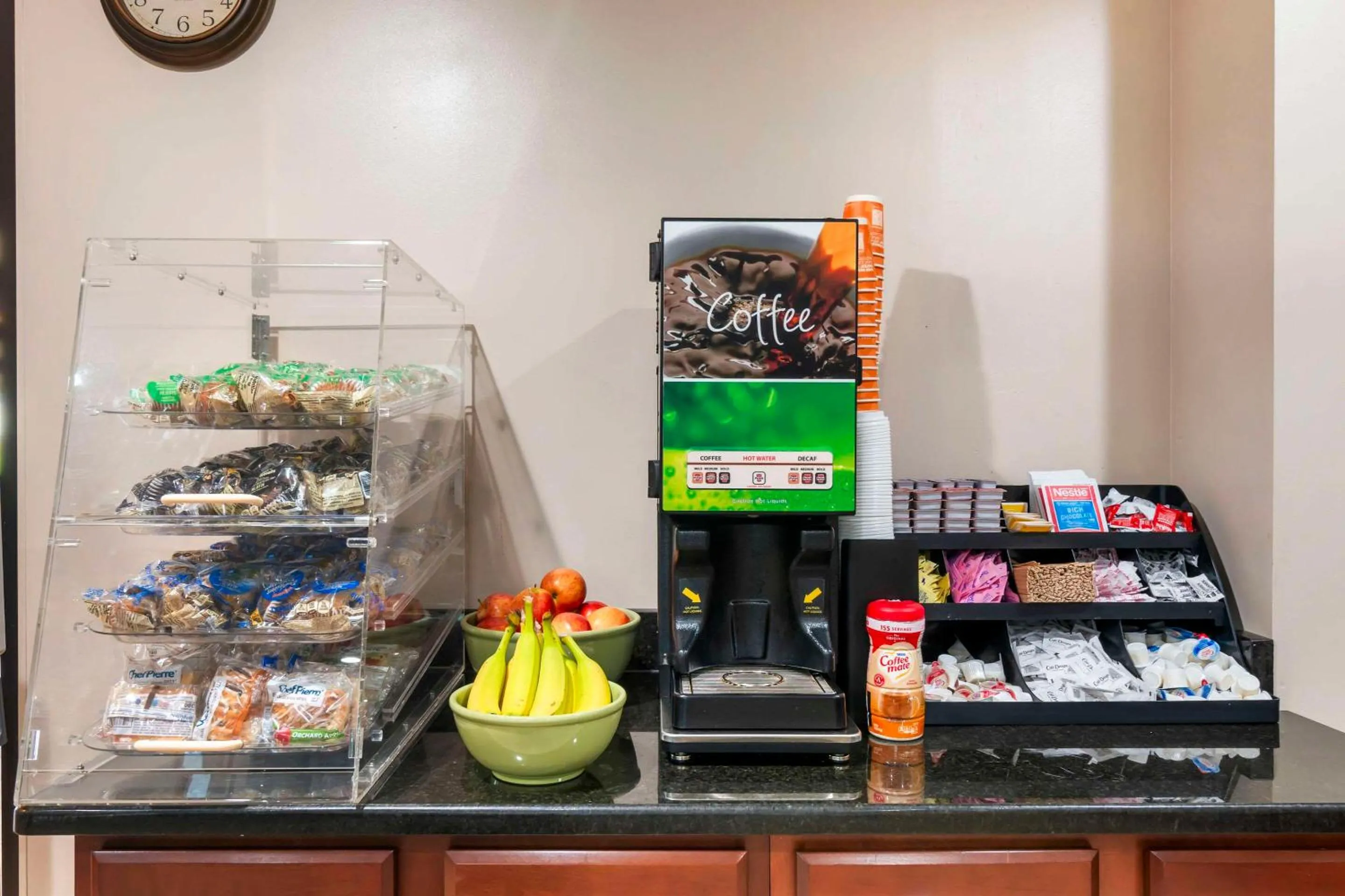 Breakfast in Quality Inn