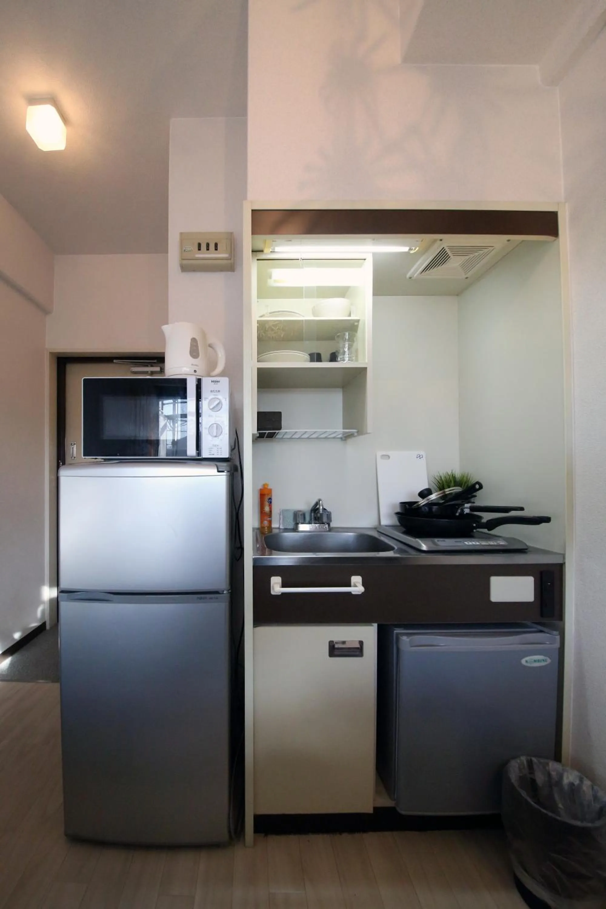 Kitchen or kitchenette in Exsaison Shirokita 411