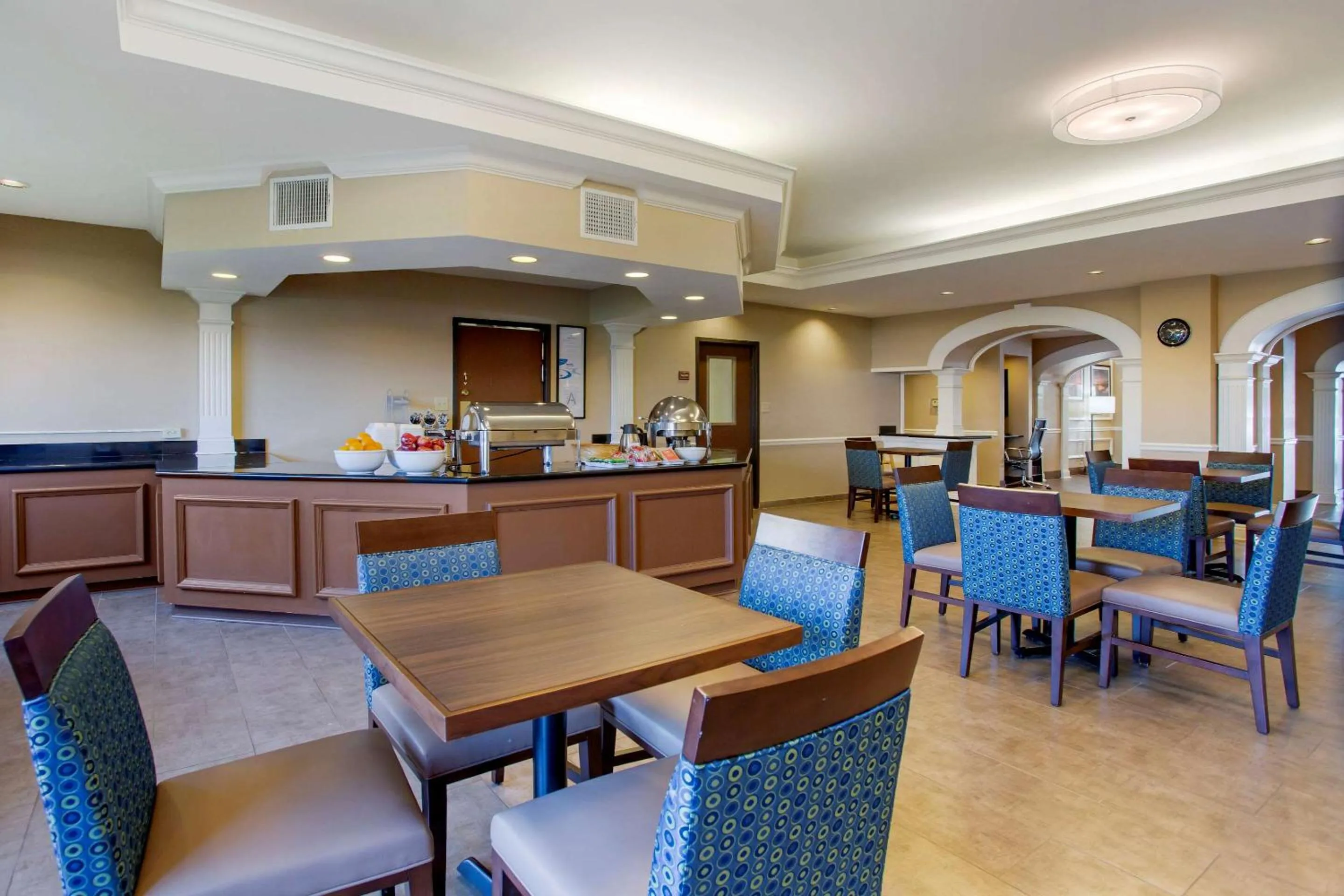 Restaurant/places to eat in Comfort Suites Southaven - Memphis South