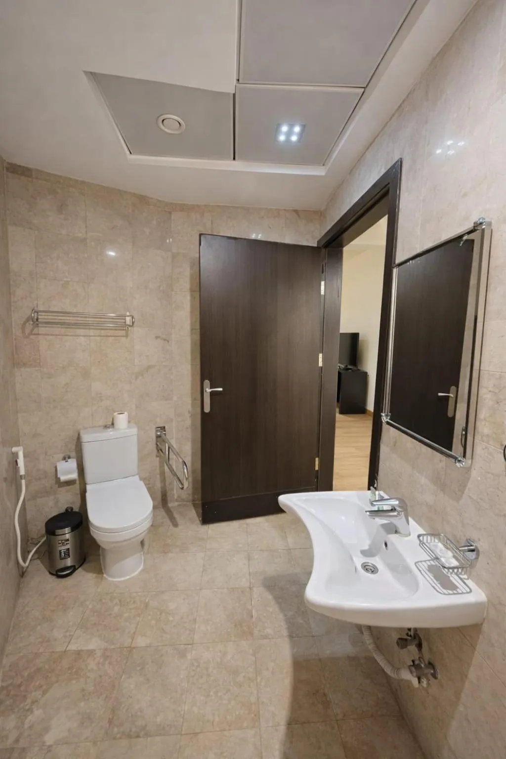 Bathroom in Saif Al Majd Hotel