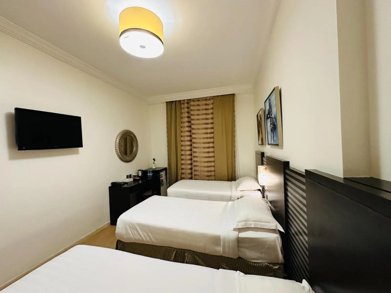 Bed in Saif Al Majd Hotel