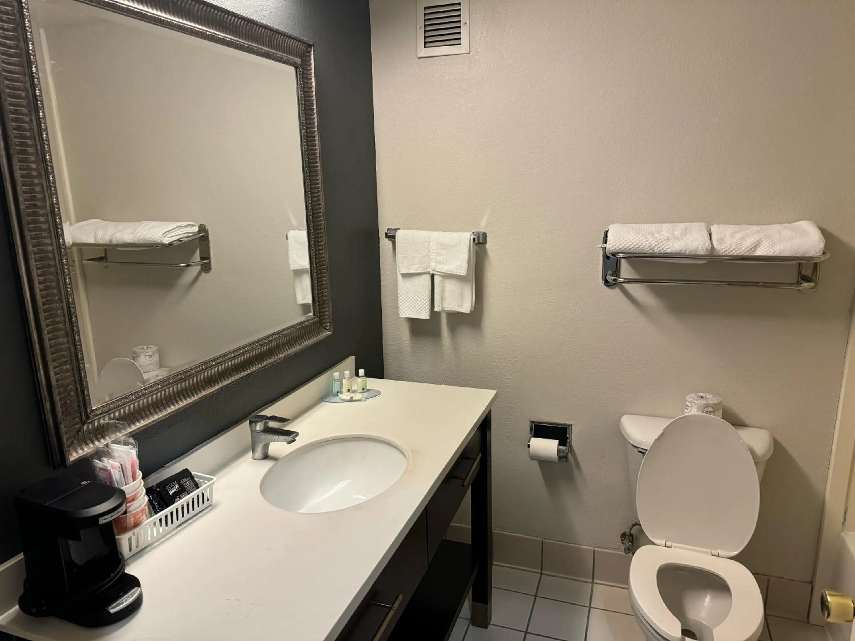 Quality Inn & Suites Hattiesburg North
