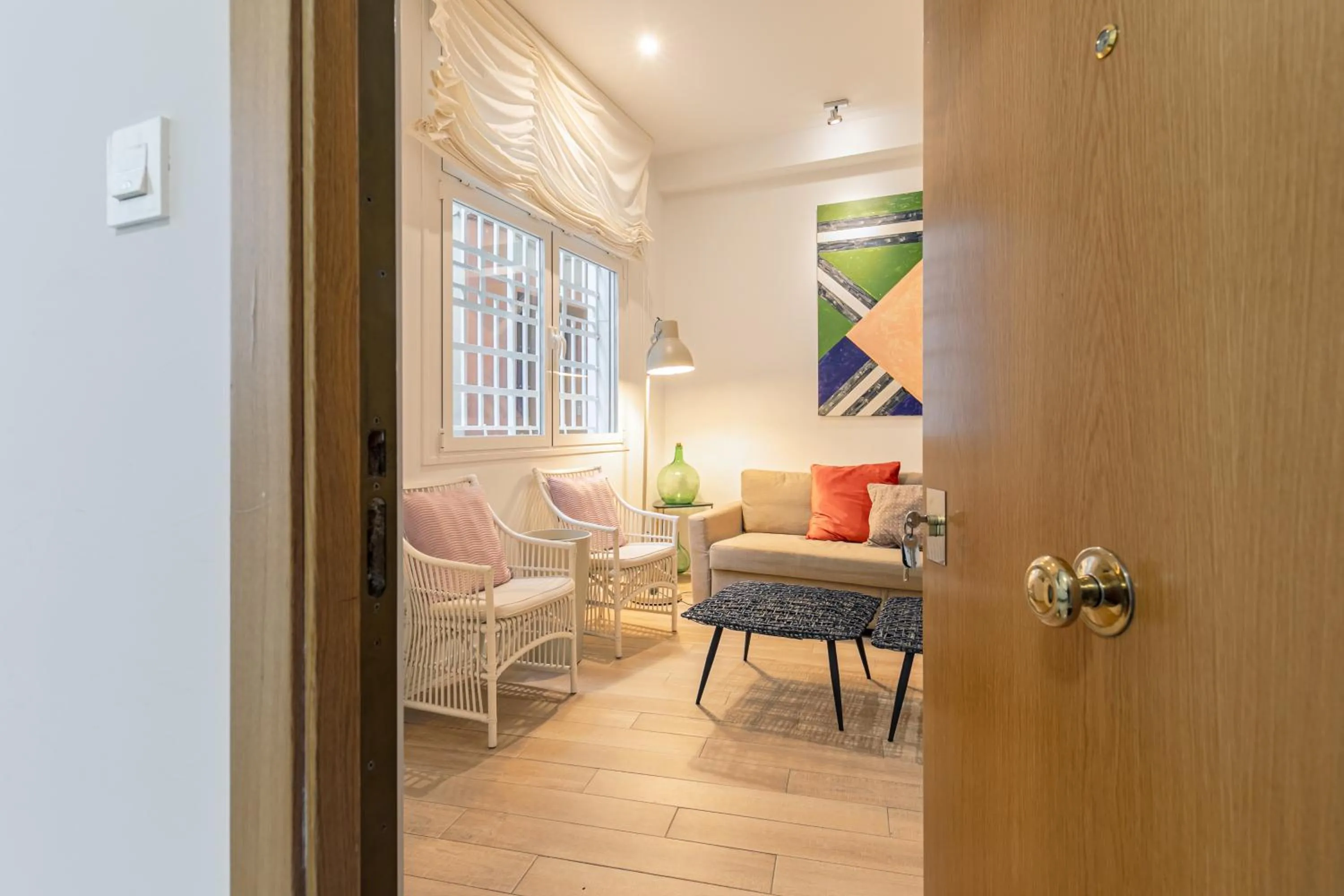 Photo of the whole room in Green-Apartments Plaza del Pan