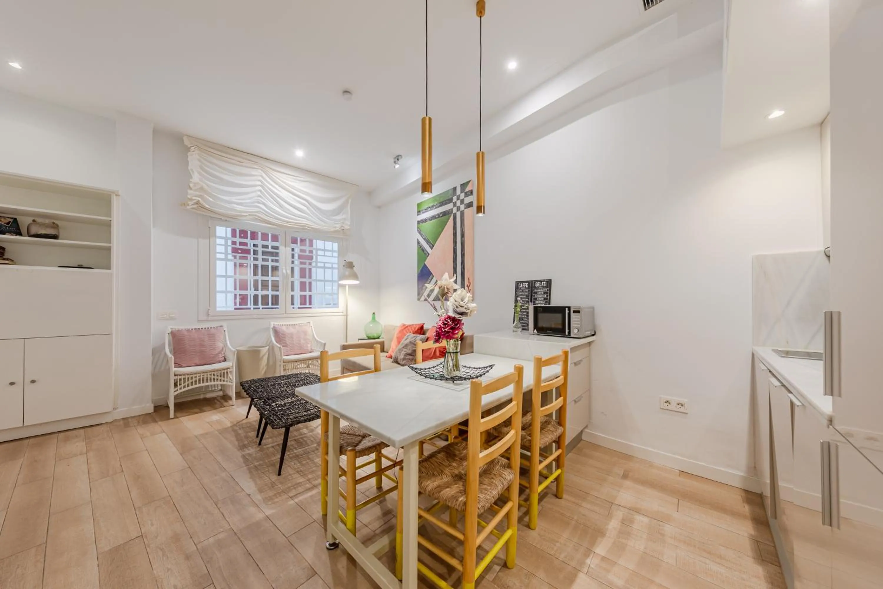 Kitchen or kitchenette in Green-Apartments Plaza del Pan