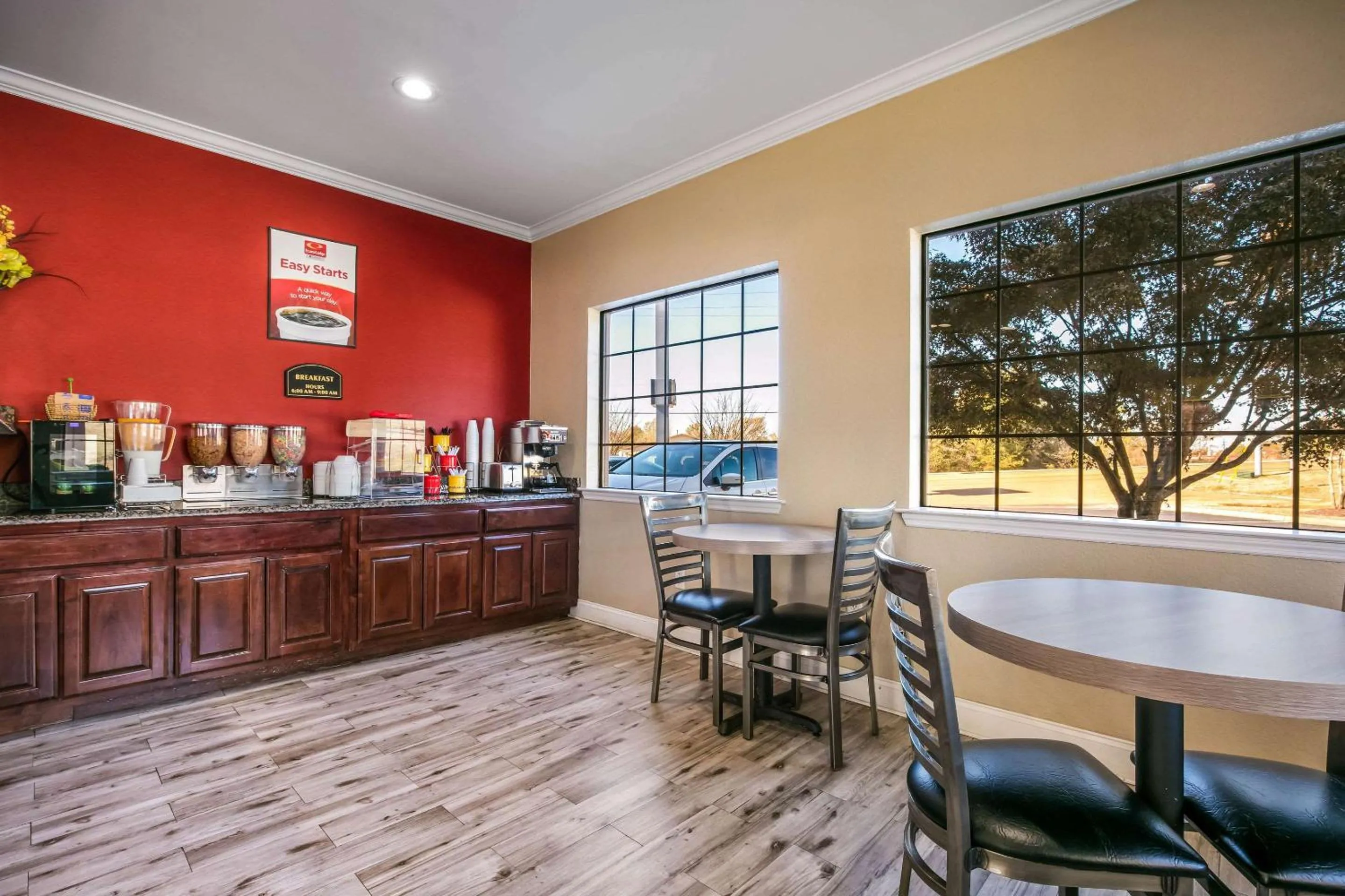 Lobby or reception in Econo Lodge Inn & Suites Horn Lake - Southhaven