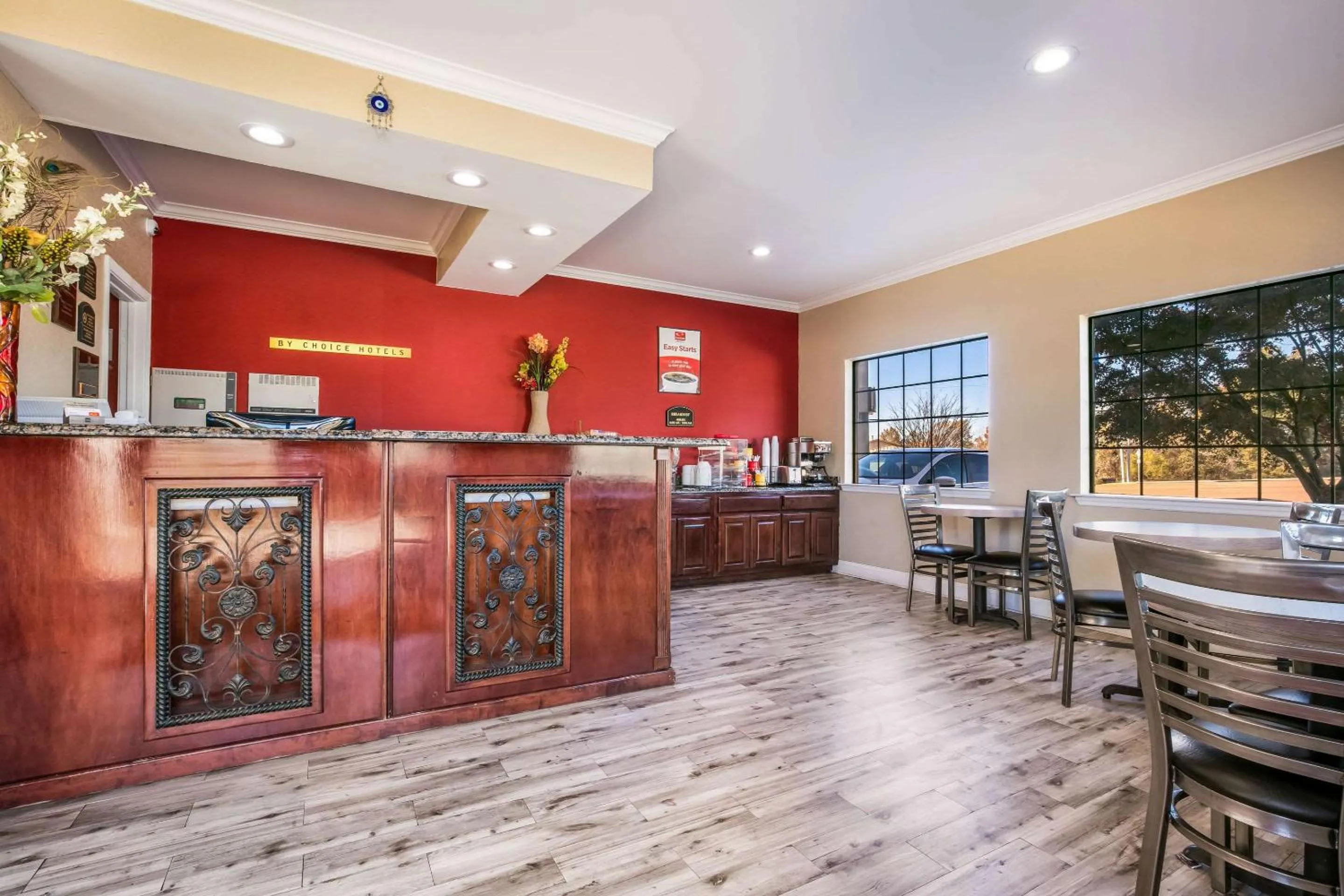 Lobby or reception in Econo Lodge Inn & Suites Horn Lake - Southhaven