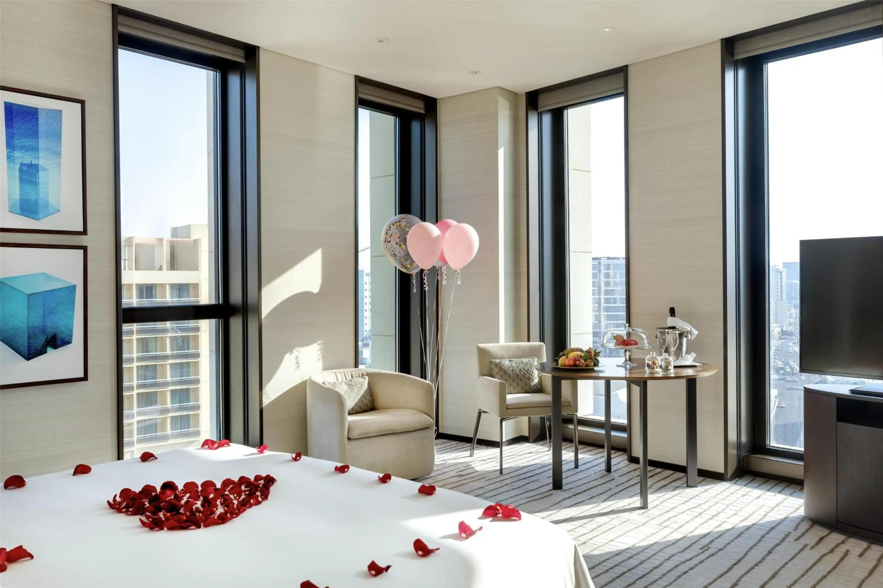 Photo of the whole room, Bed in Park Hyatt Doha, Msheireb Downtown