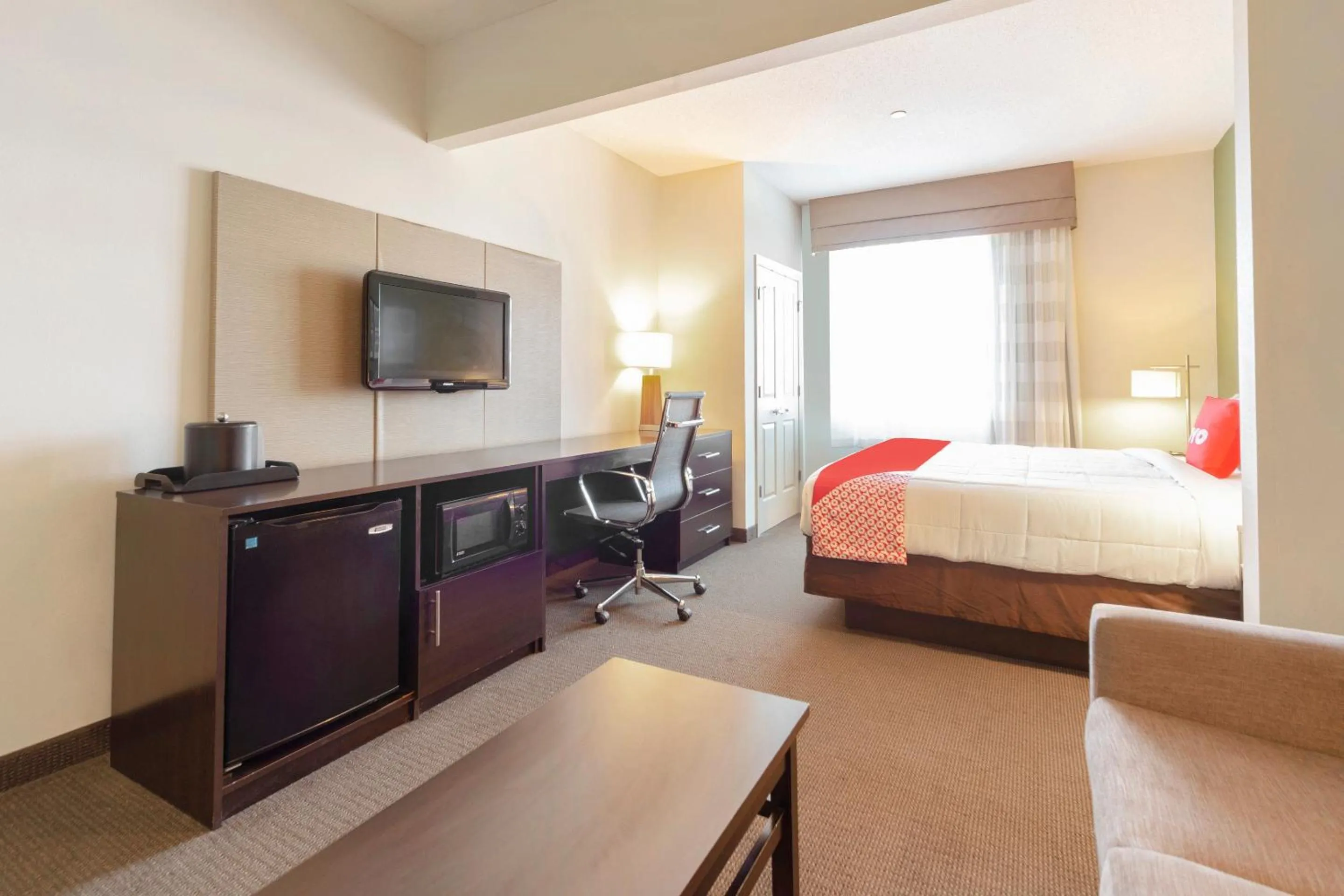 TV and multimedia, TV/Entertainment Center in Ramada by Wyndham Jackson MS