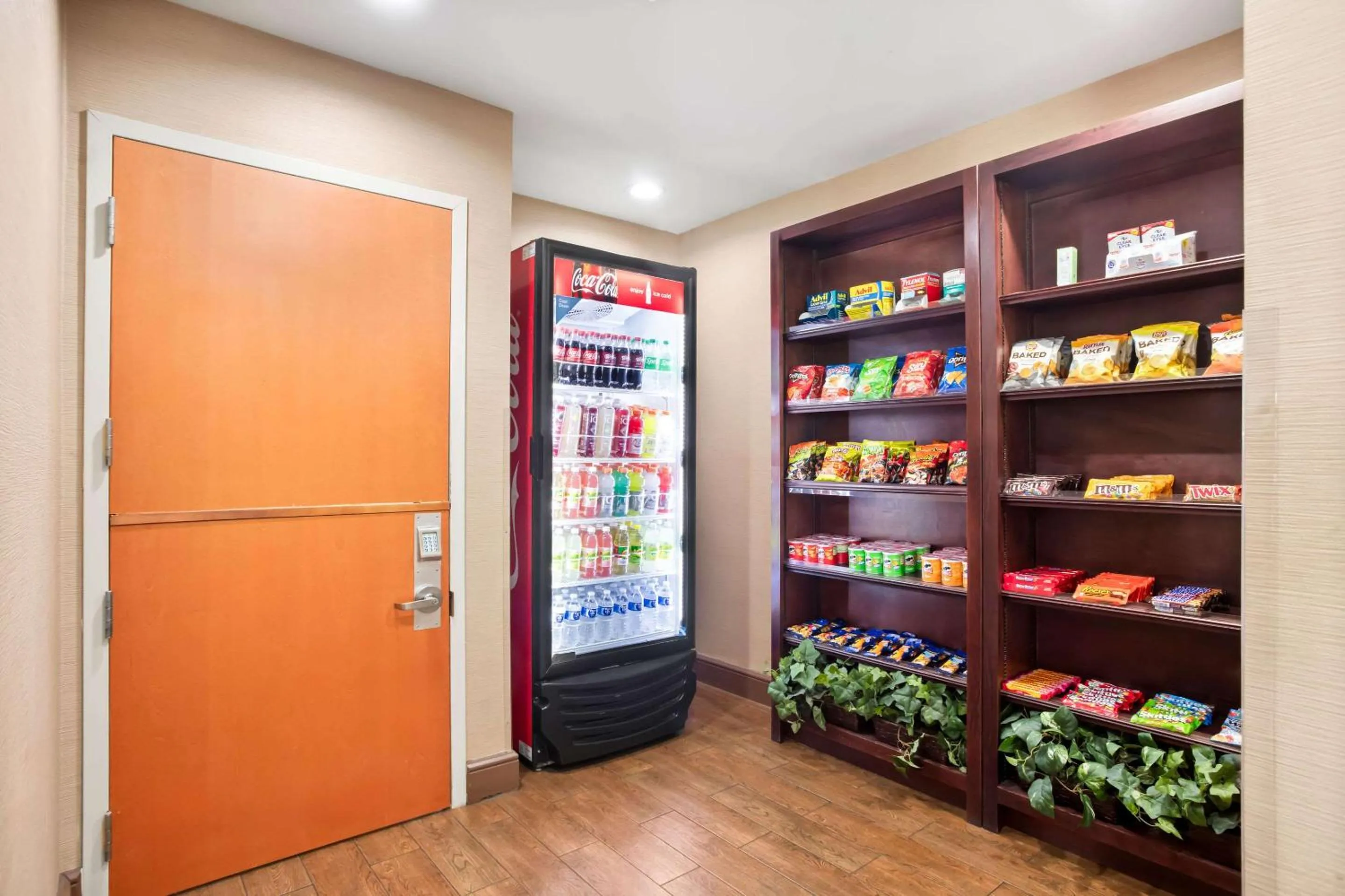 Restaurant/places to eat in Comfort Suites