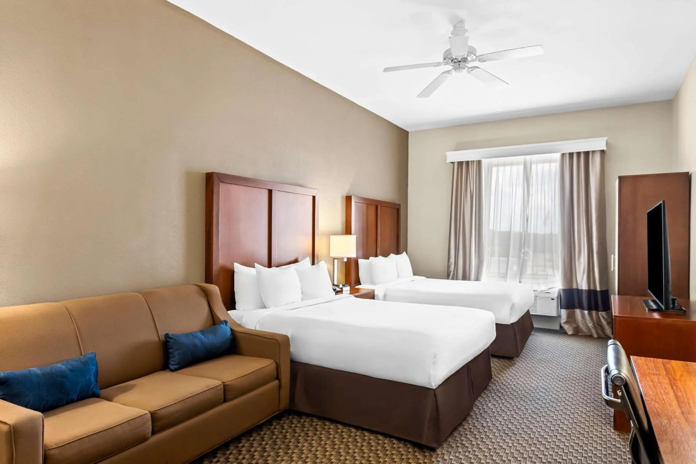 Bedroom in Comfort Inn & Suites Grenada