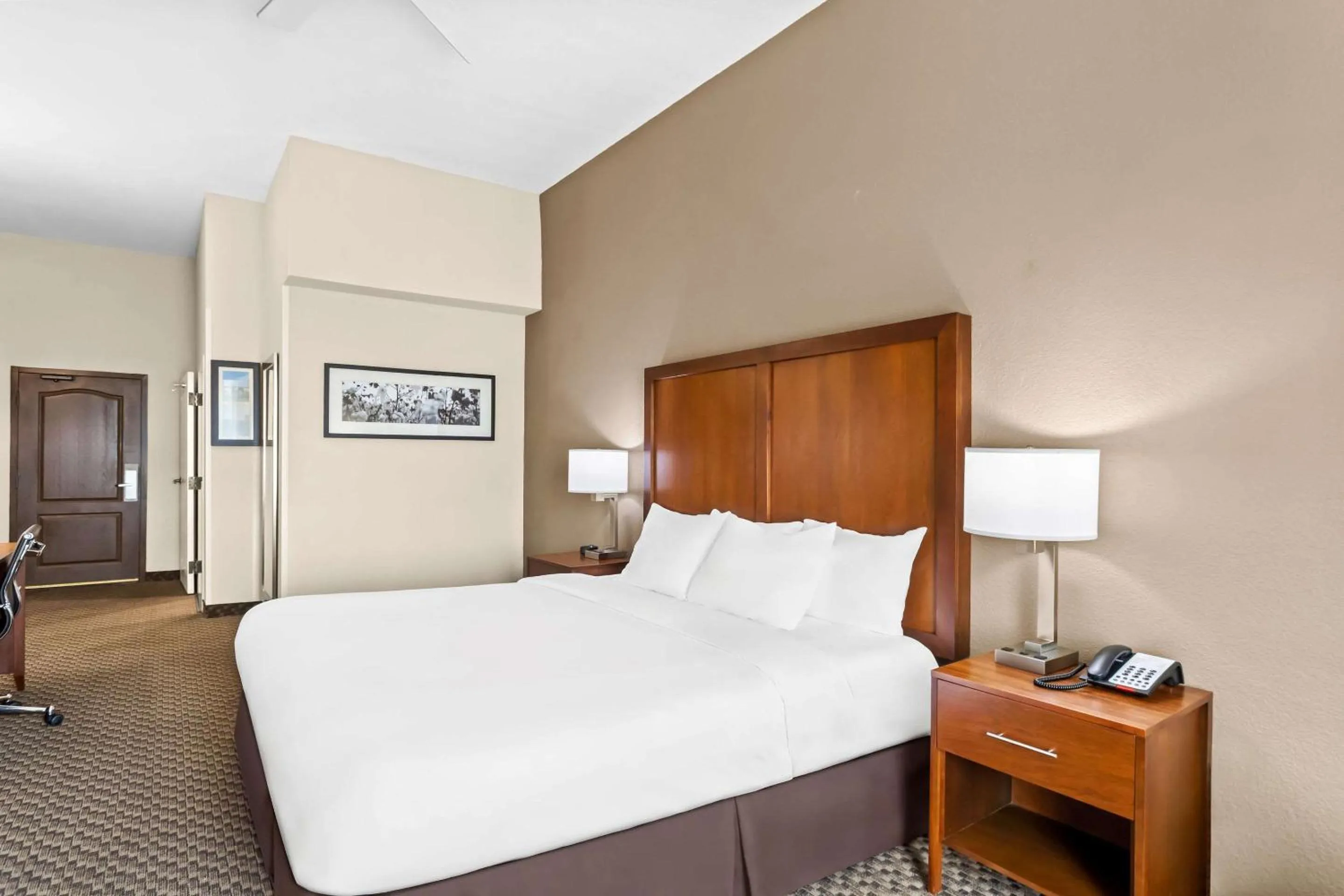 Bedroom in Comfort Inn & Suites Grenada